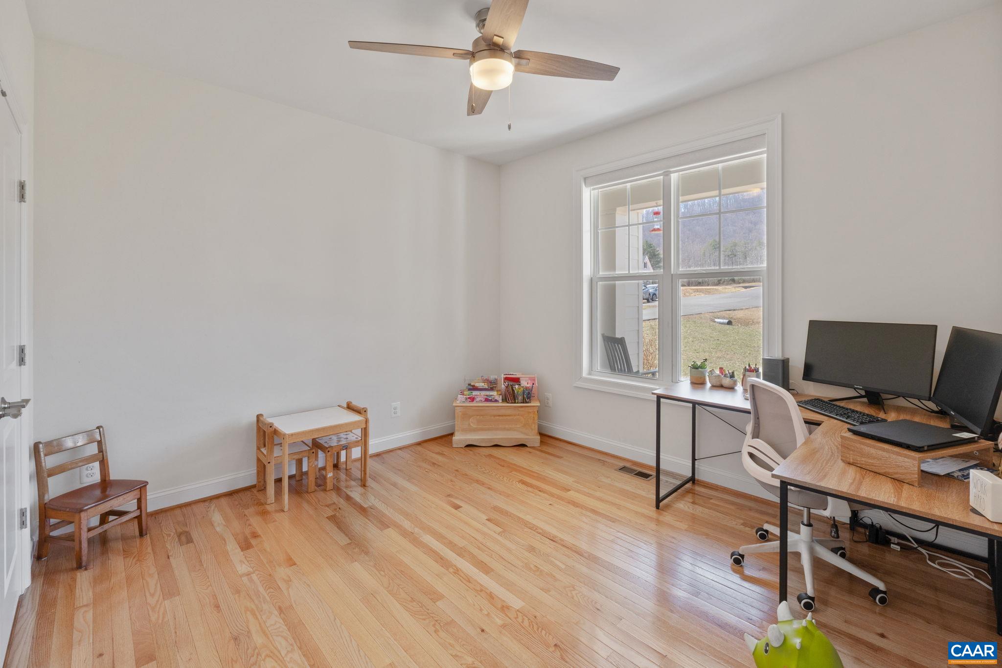 103 BARTHOLOMEW PL