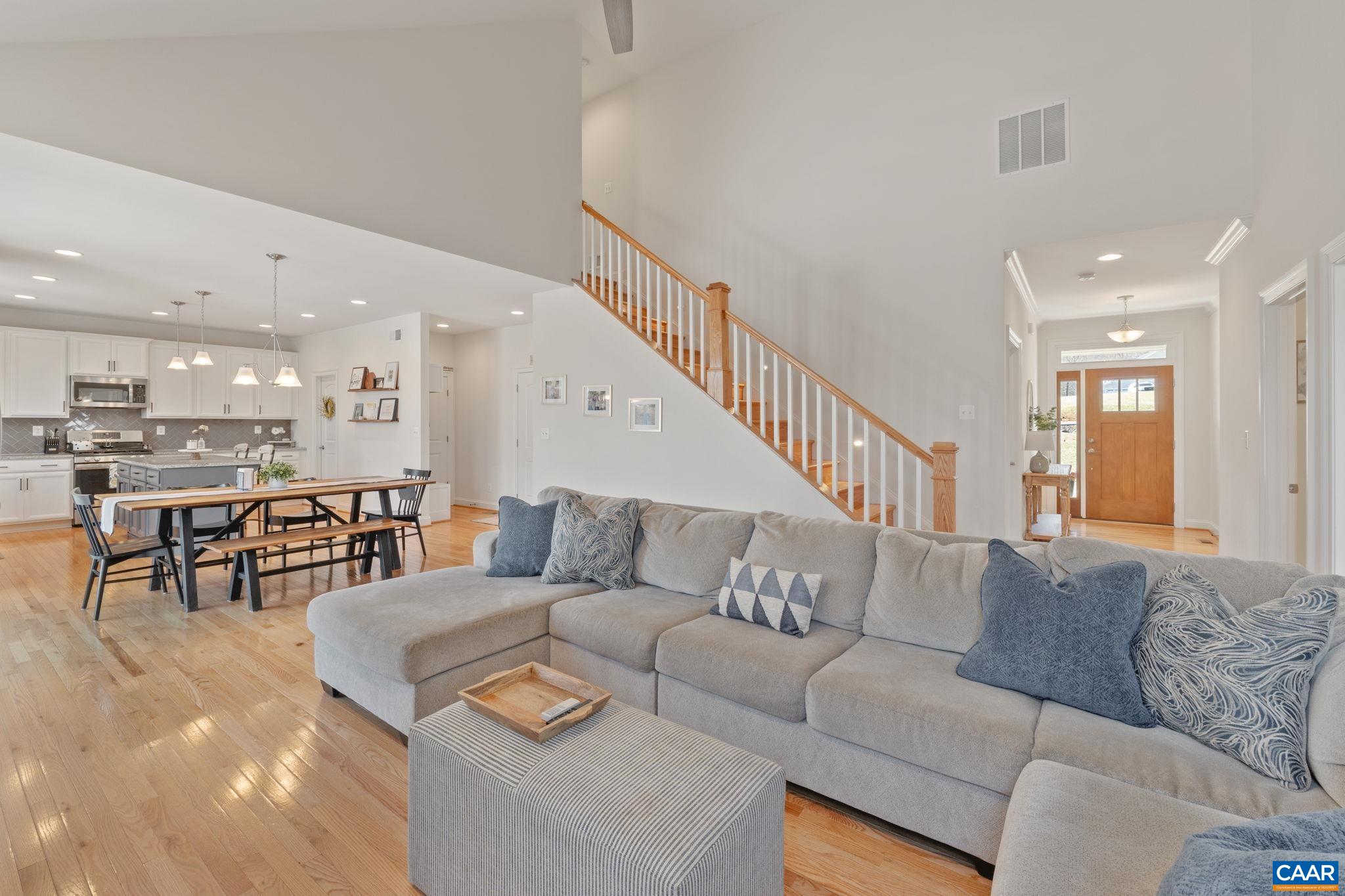 103 BARTHOLOMEW PL