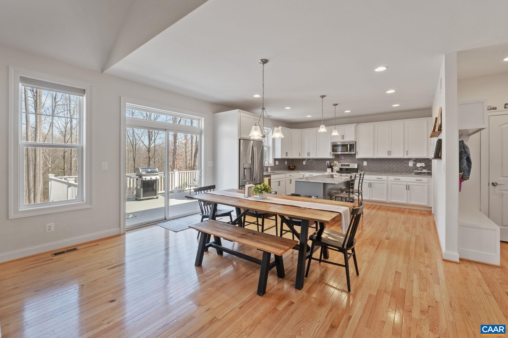 103 BARTHOLOMEW PL