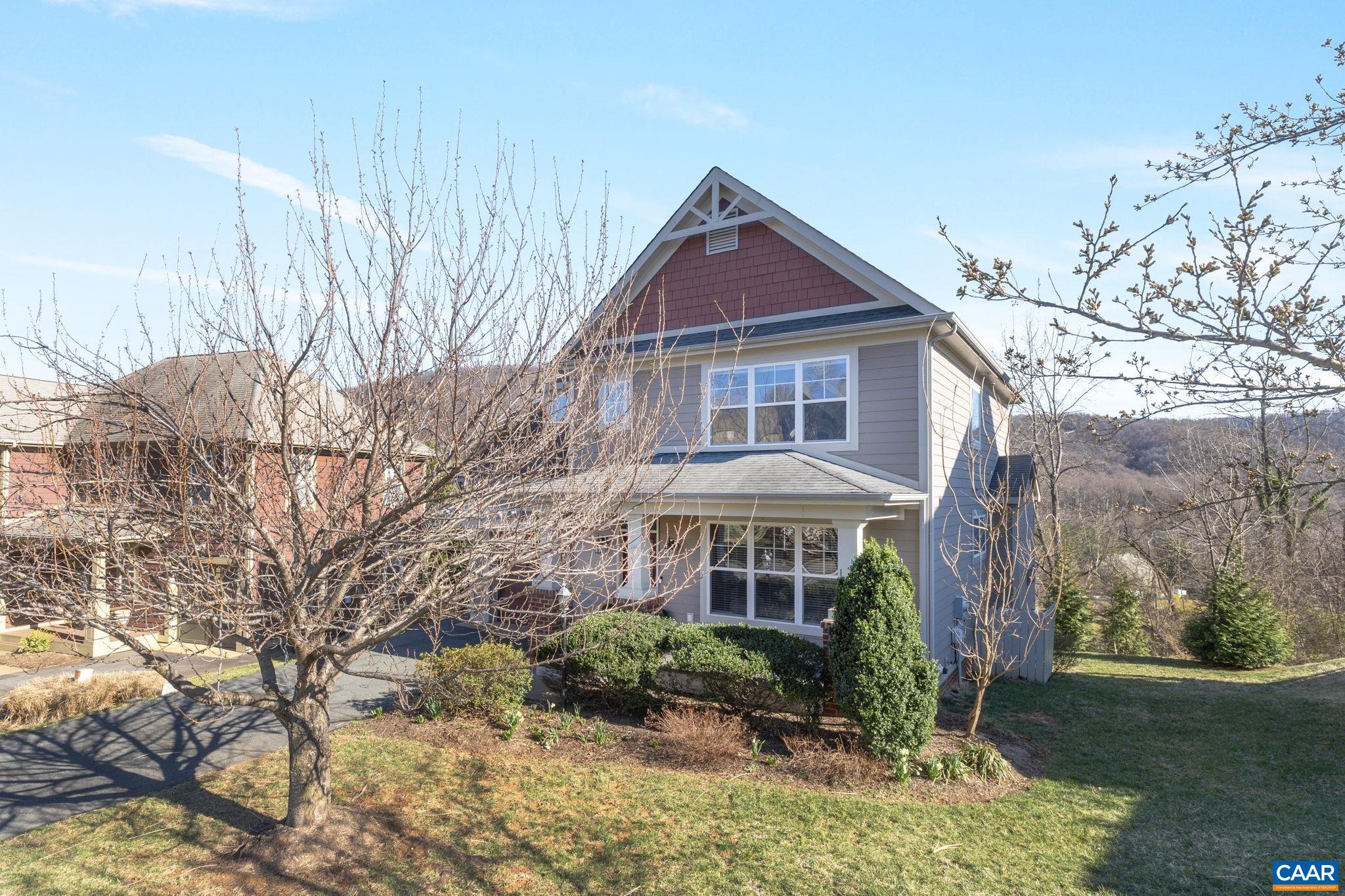 1141 ARDEN DR