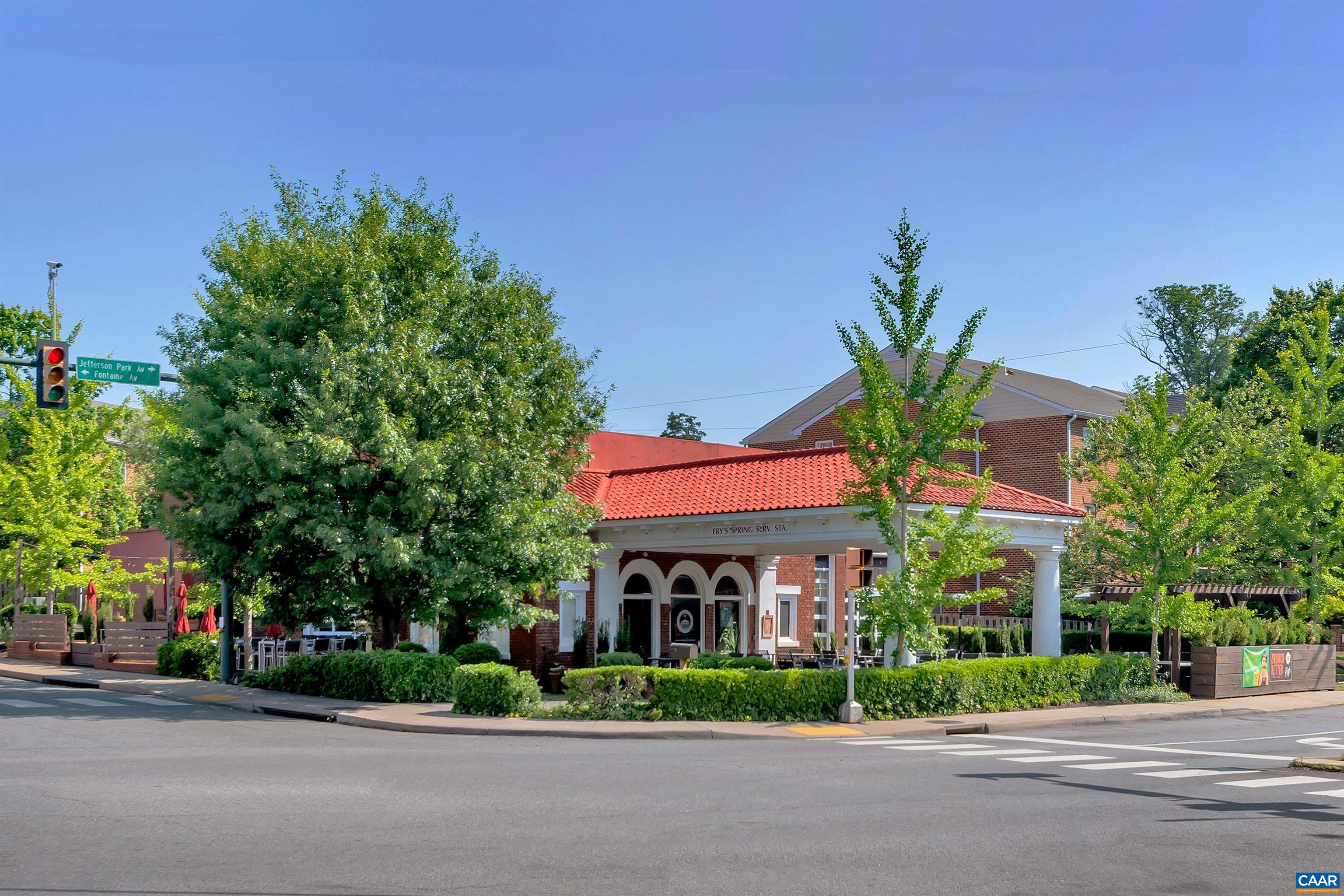 1800 JEFFERSON PARK AVE Unit: 605