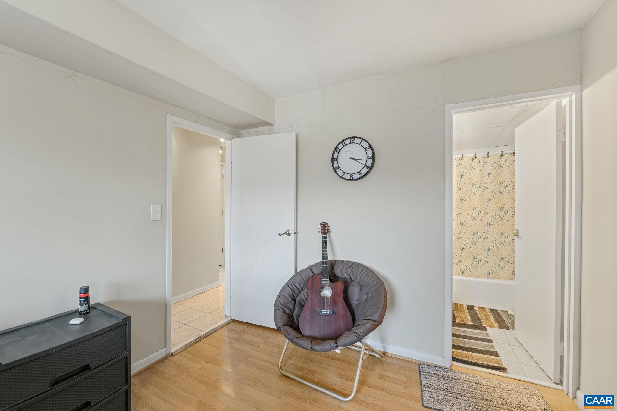 1800 JEFFERSON PARK AVE Unit: 605