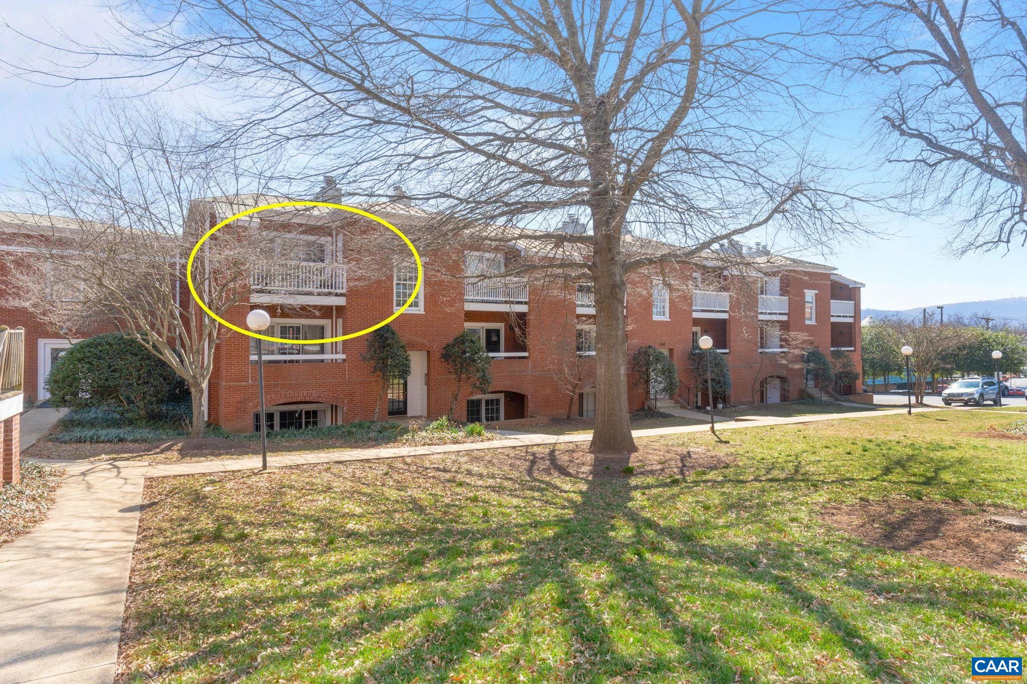 804 E JEFFERSON ST Unit: A18