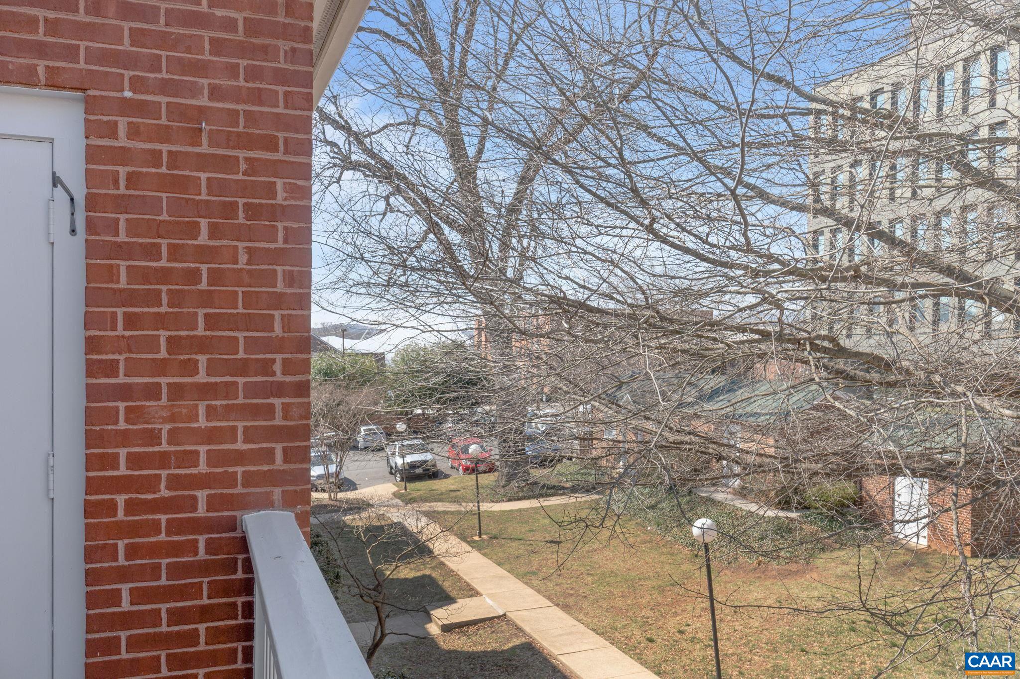 804 E JEFFERSON ST Unit: A18