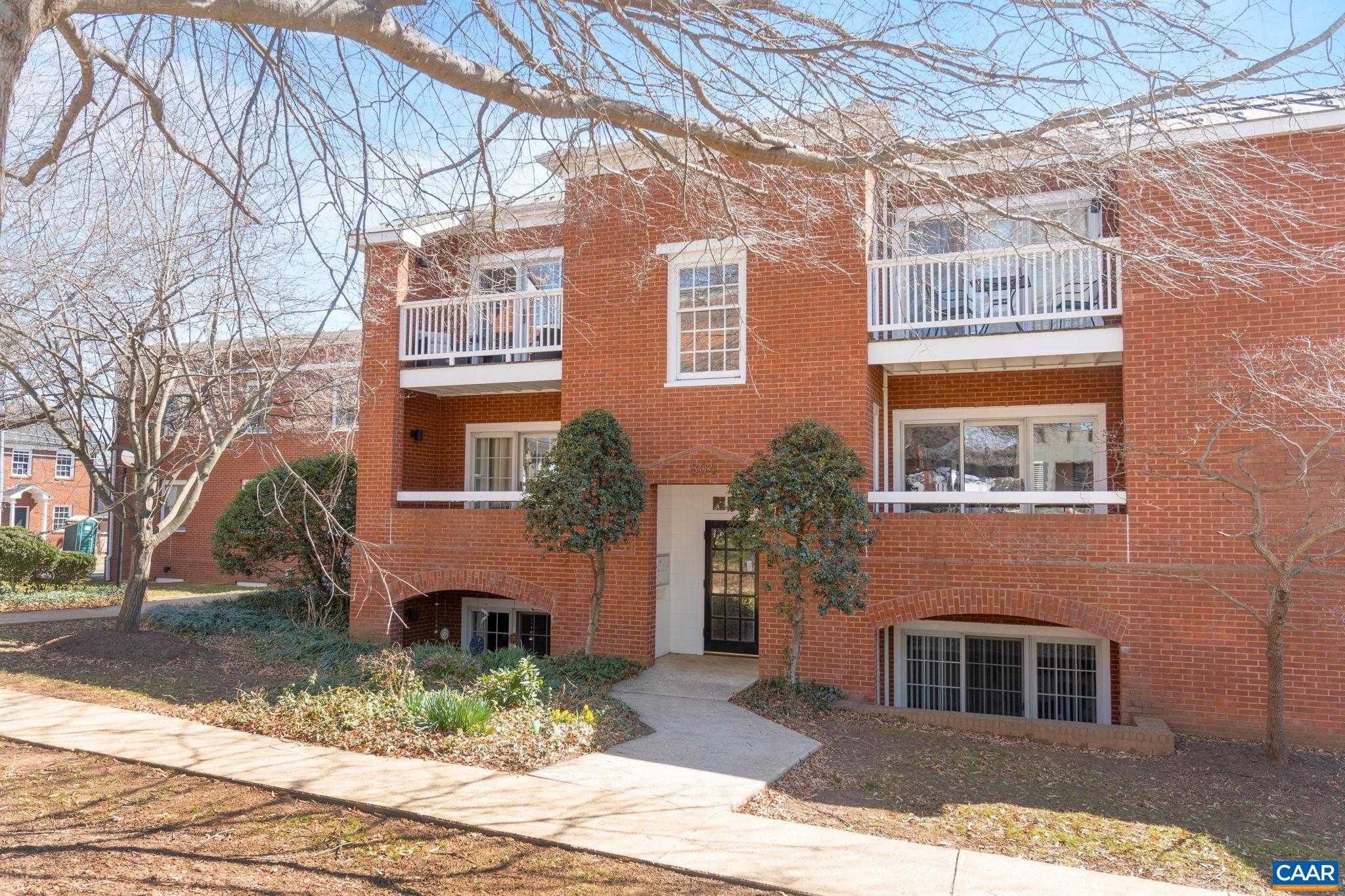 804 E JEFFERSON ST Unit: A18