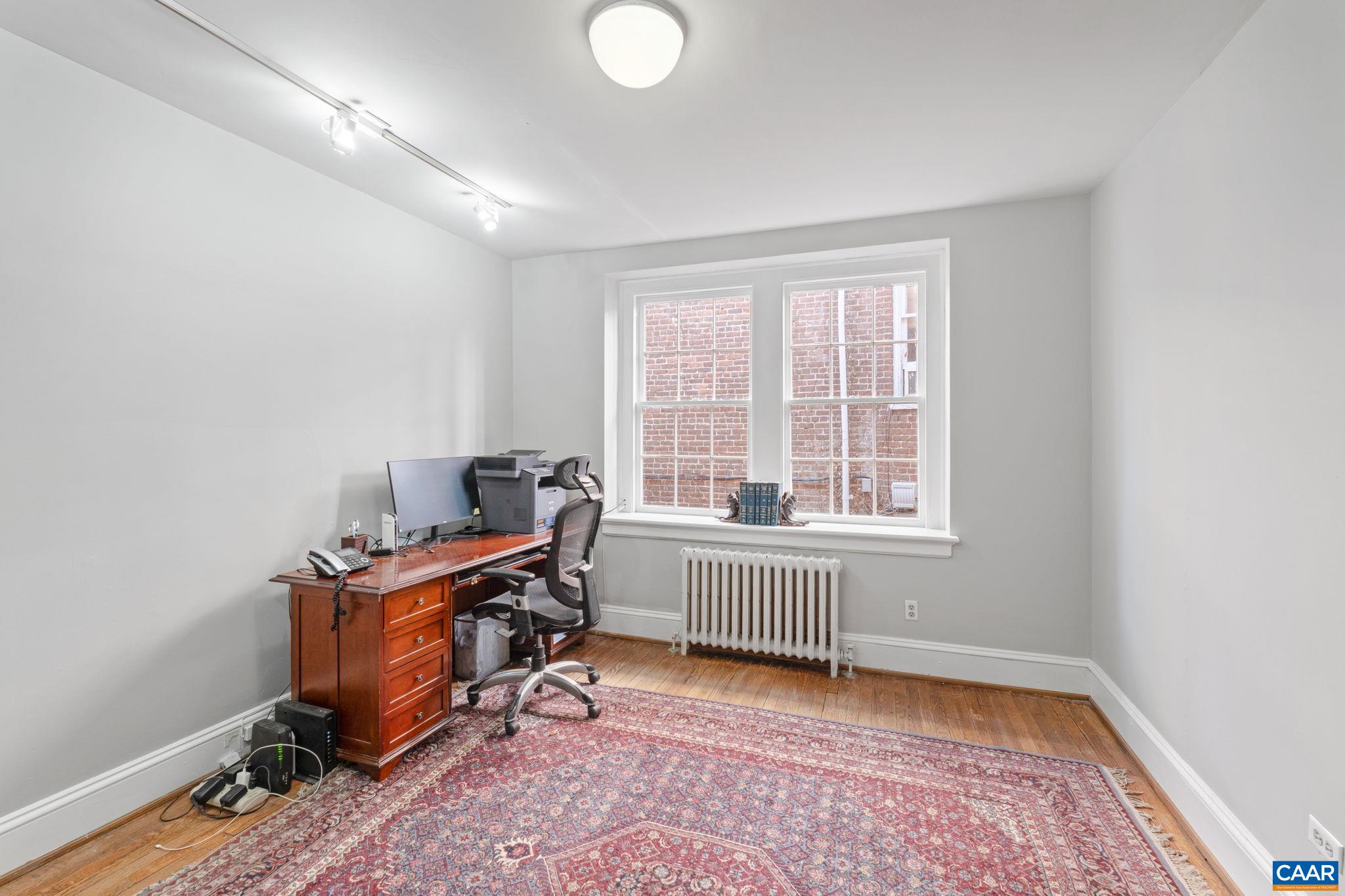 619 E HIGH ST Unit: 2