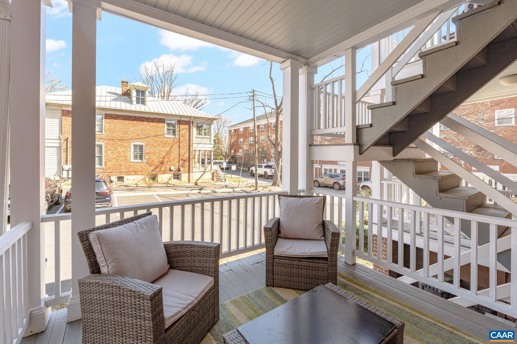 619 E HIGH ST Unit: 2