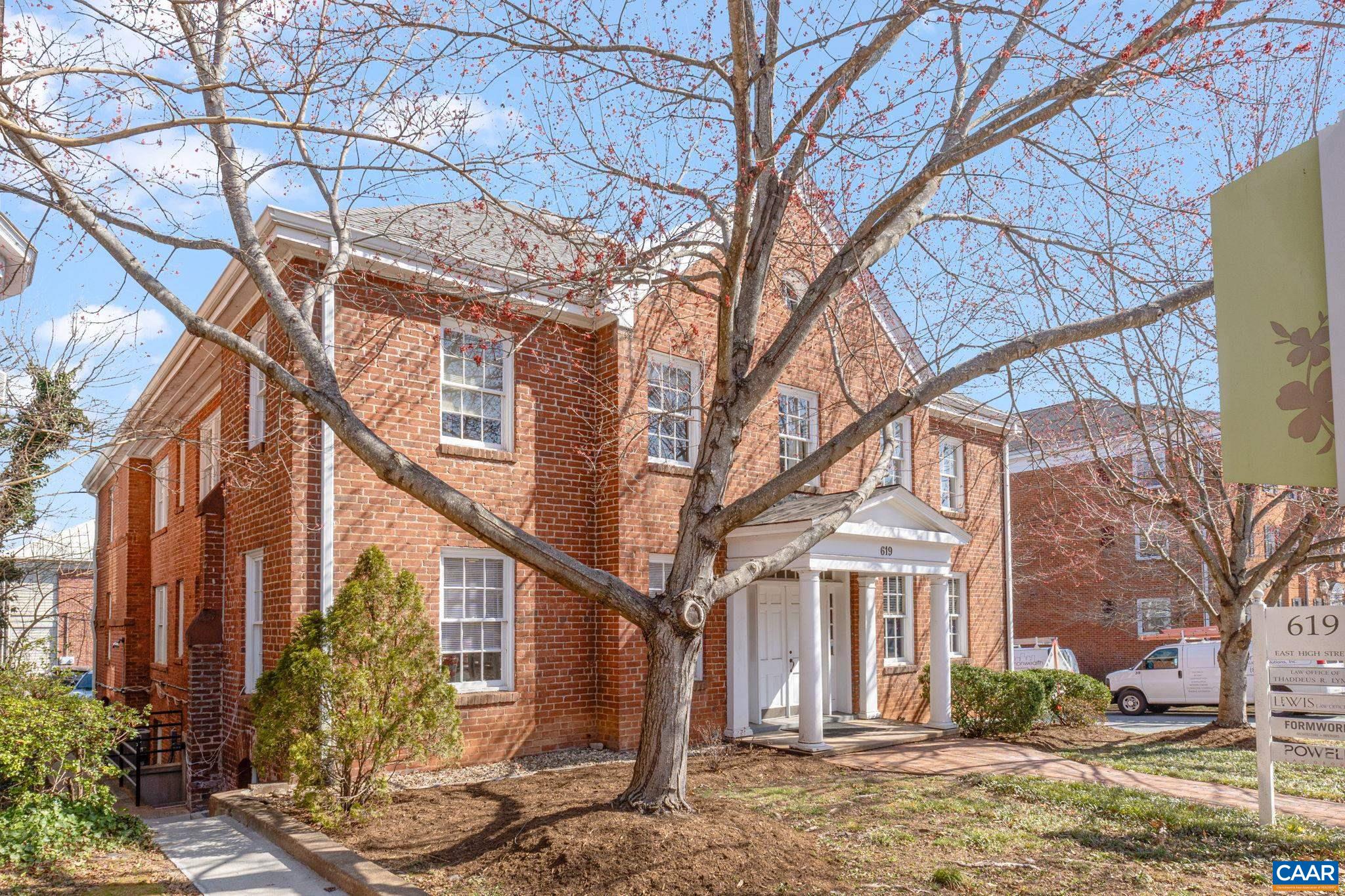 619 E HIGH ST Unit: 2