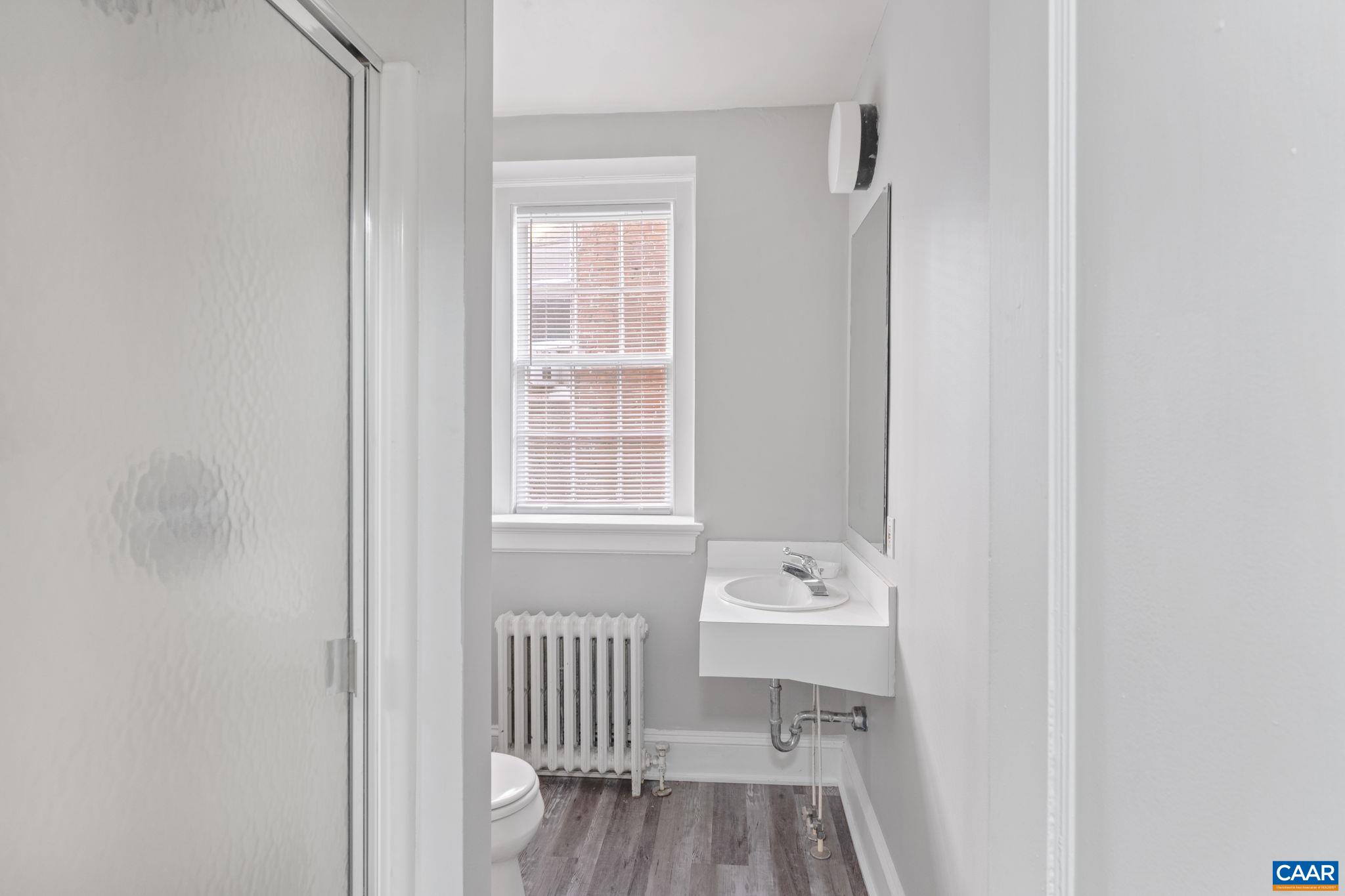 619 E HIGH ST Unit: 2