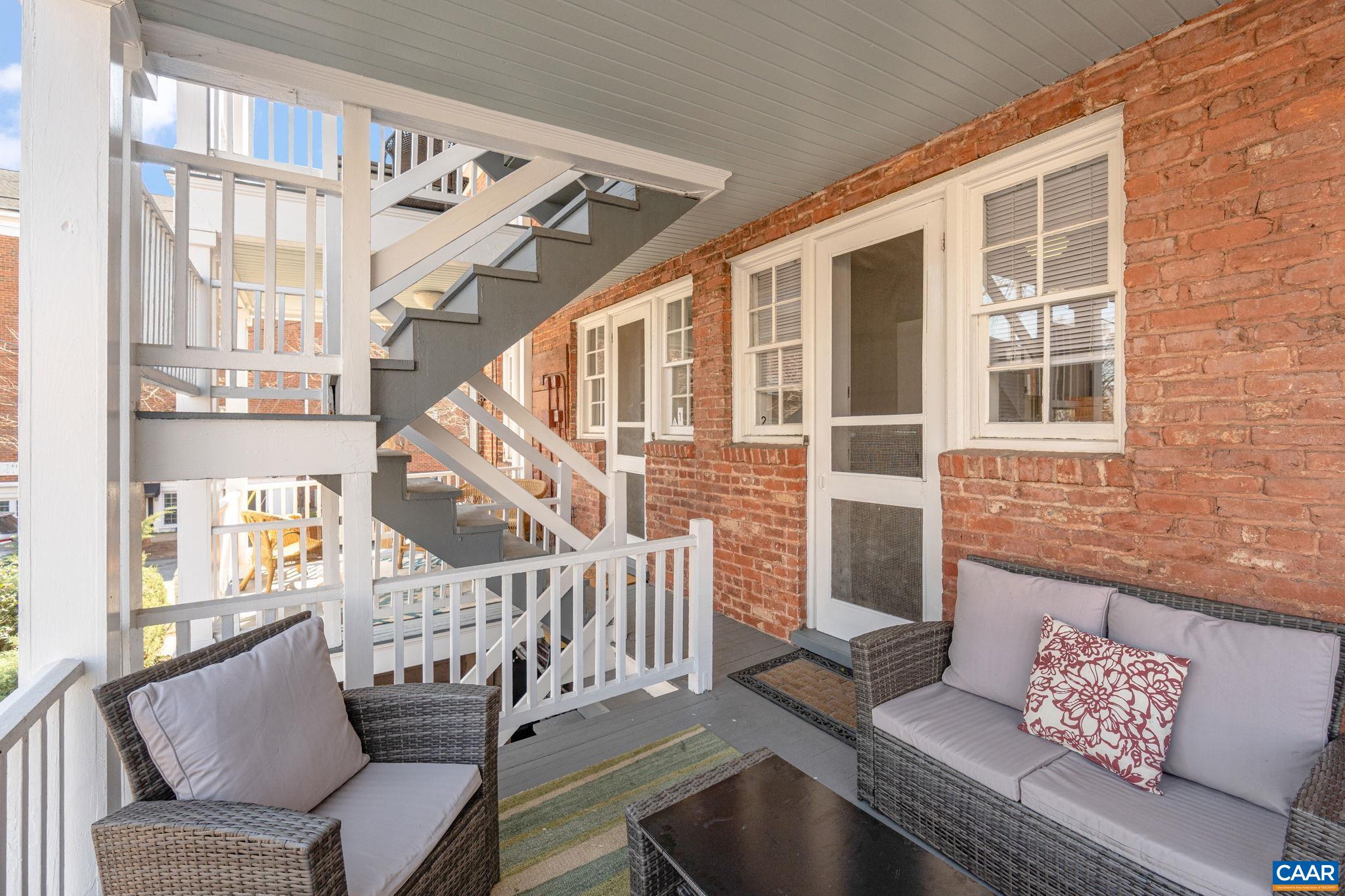 619 E HIGH ST Unit: 2