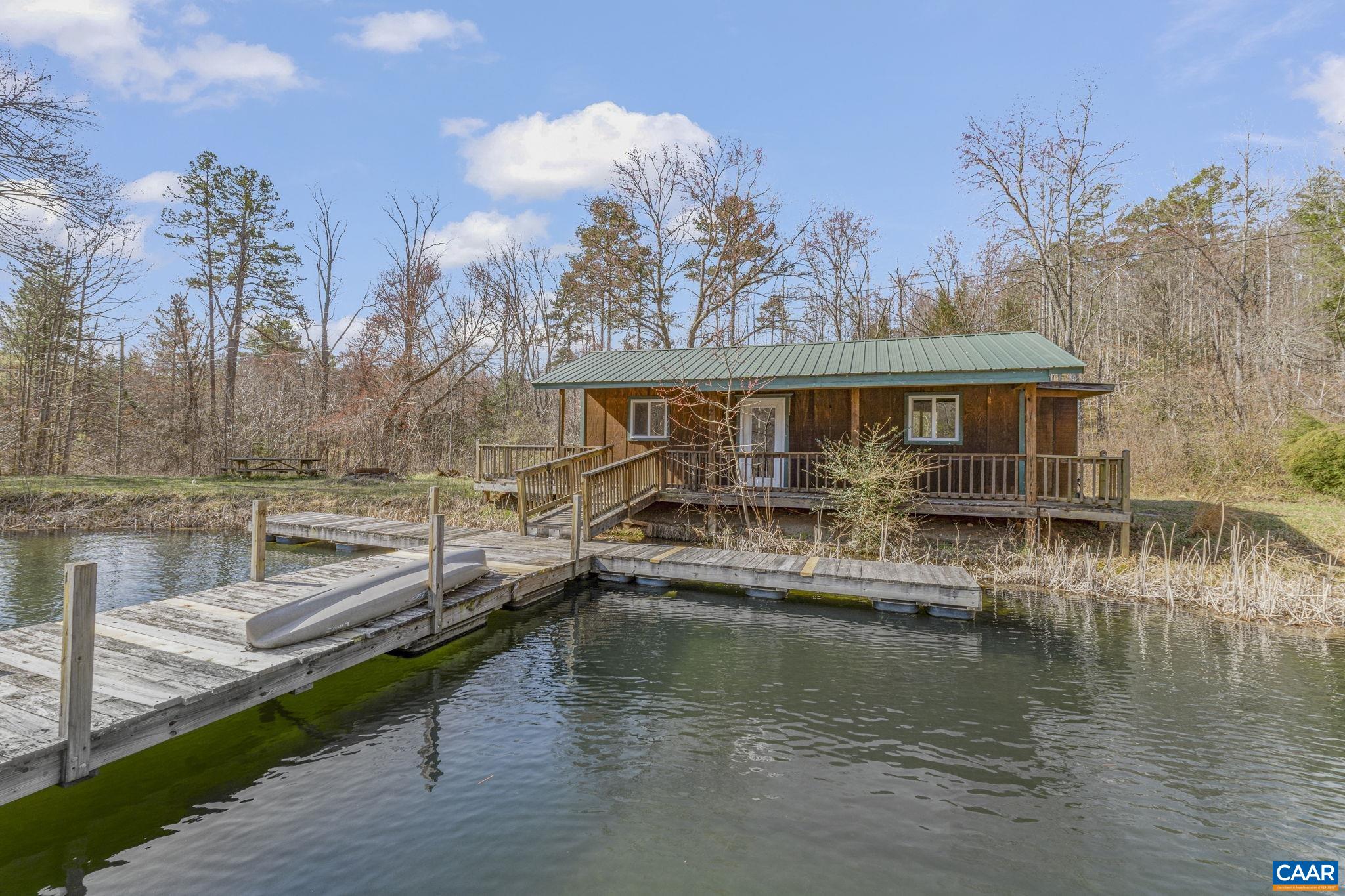 735 LAUREL RD