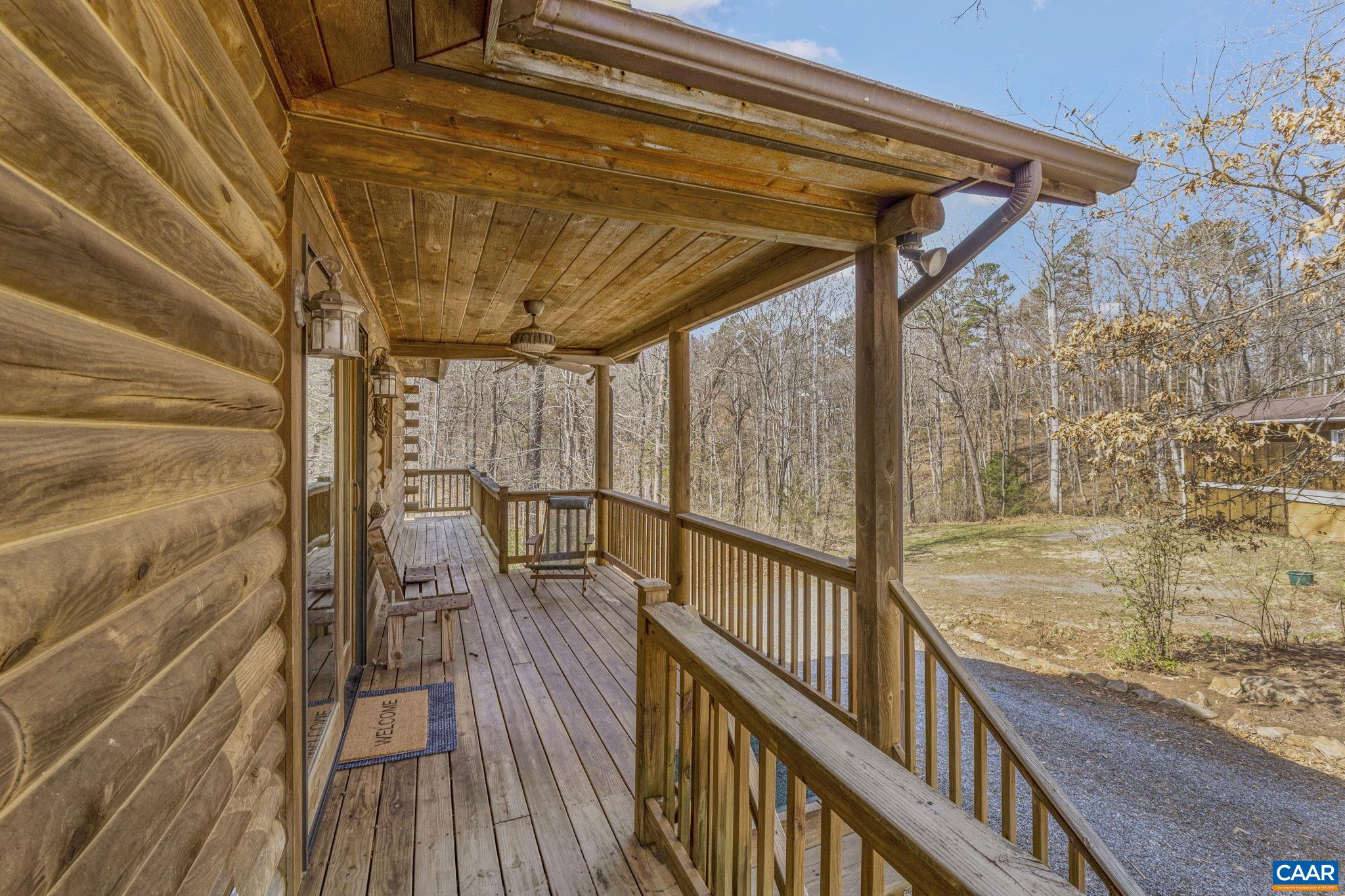 735 LAUREL RD
