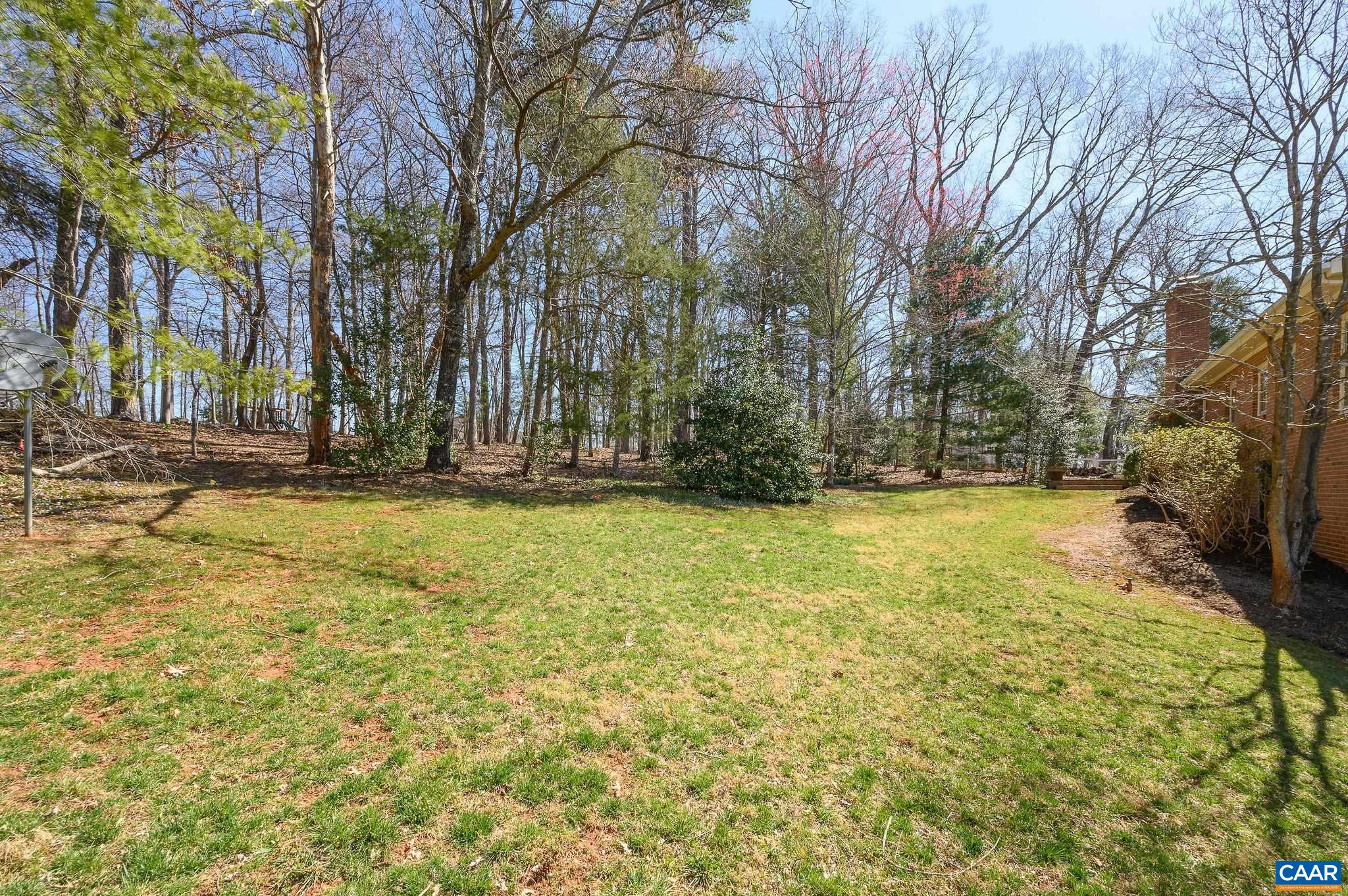 2740 MERIWETHER DR