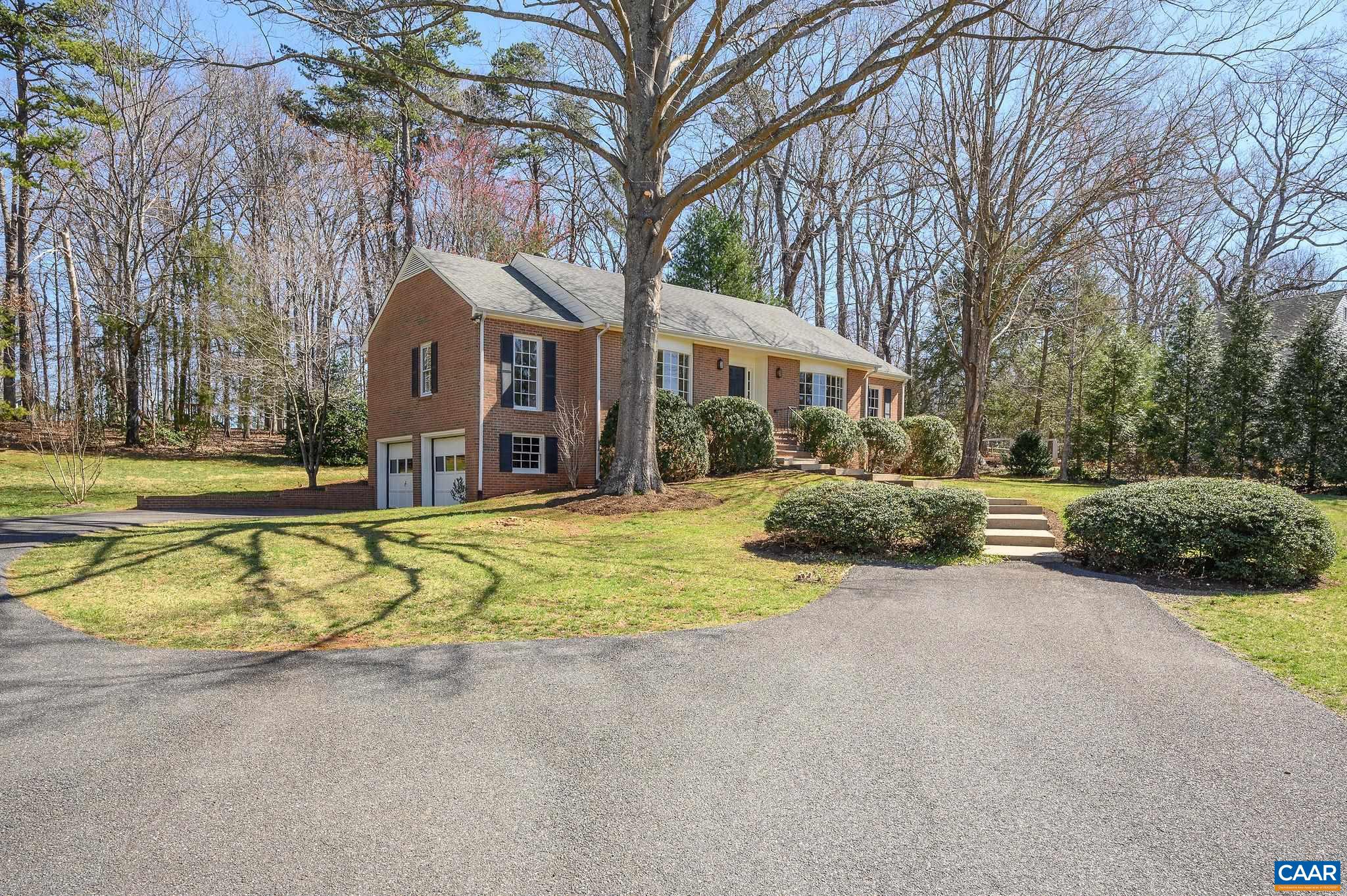 2740 MERIWETHER DR