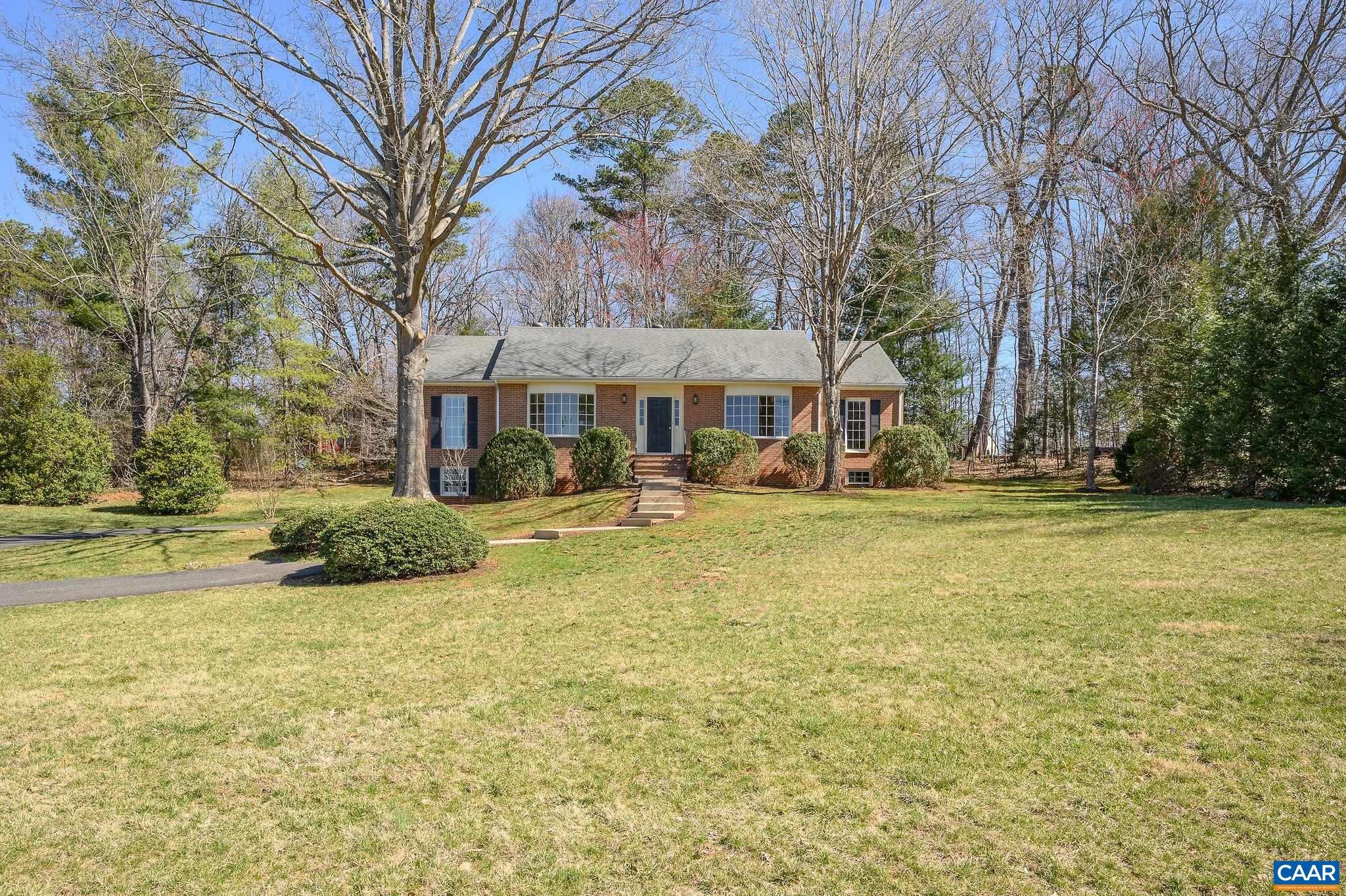 2740 MERIWETHER DR