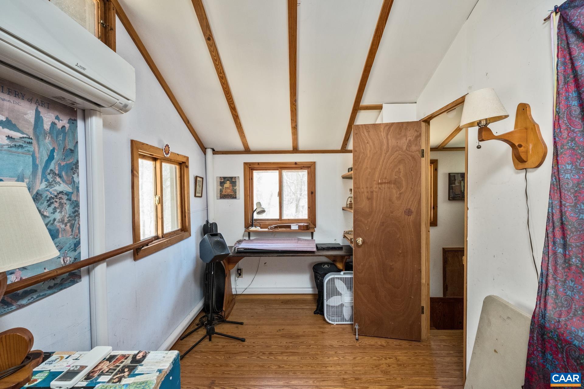 2839 OLD ROBERTS MOUNTAIN RD