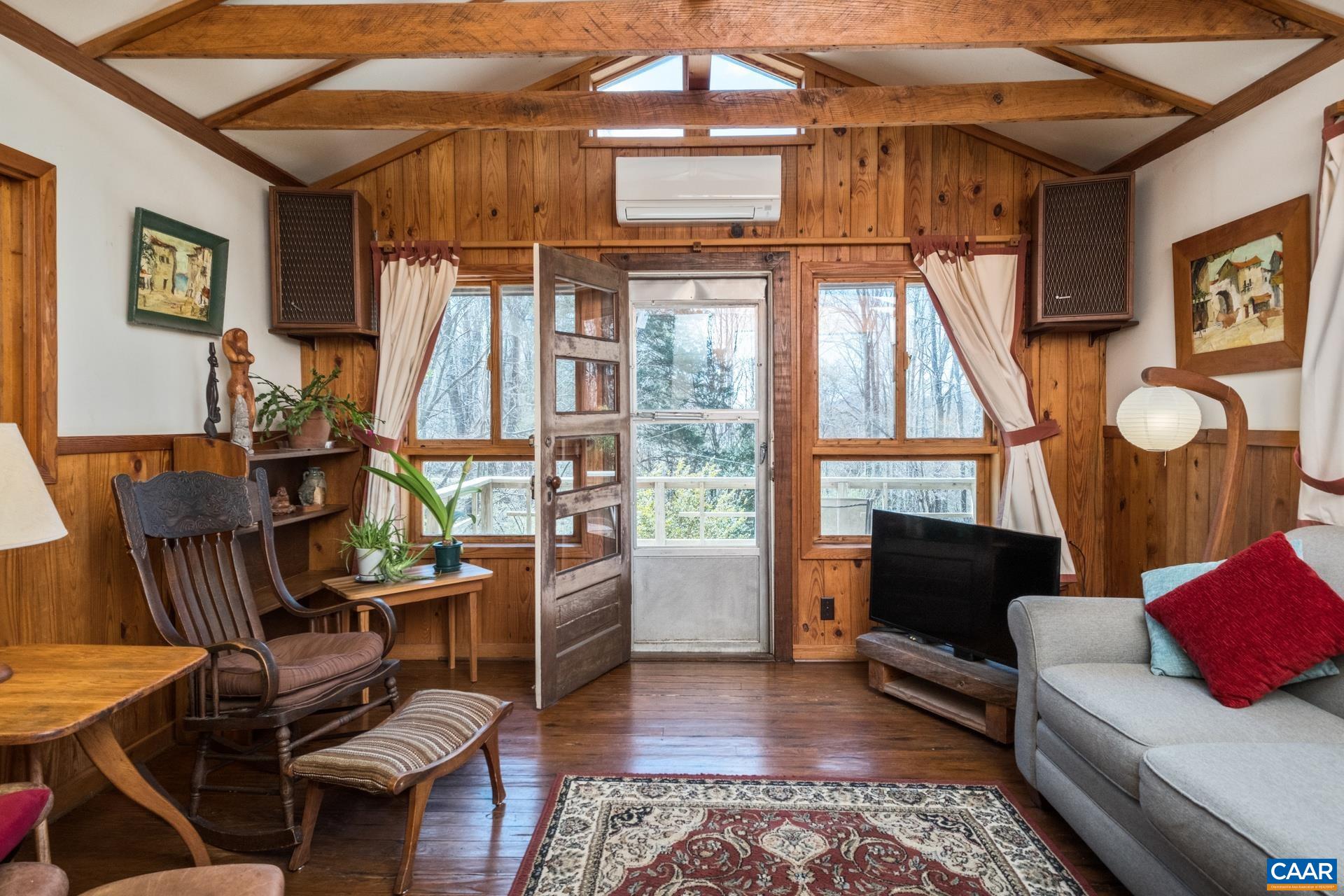 2839 OLD ROBERTS MOUNTAIN RD