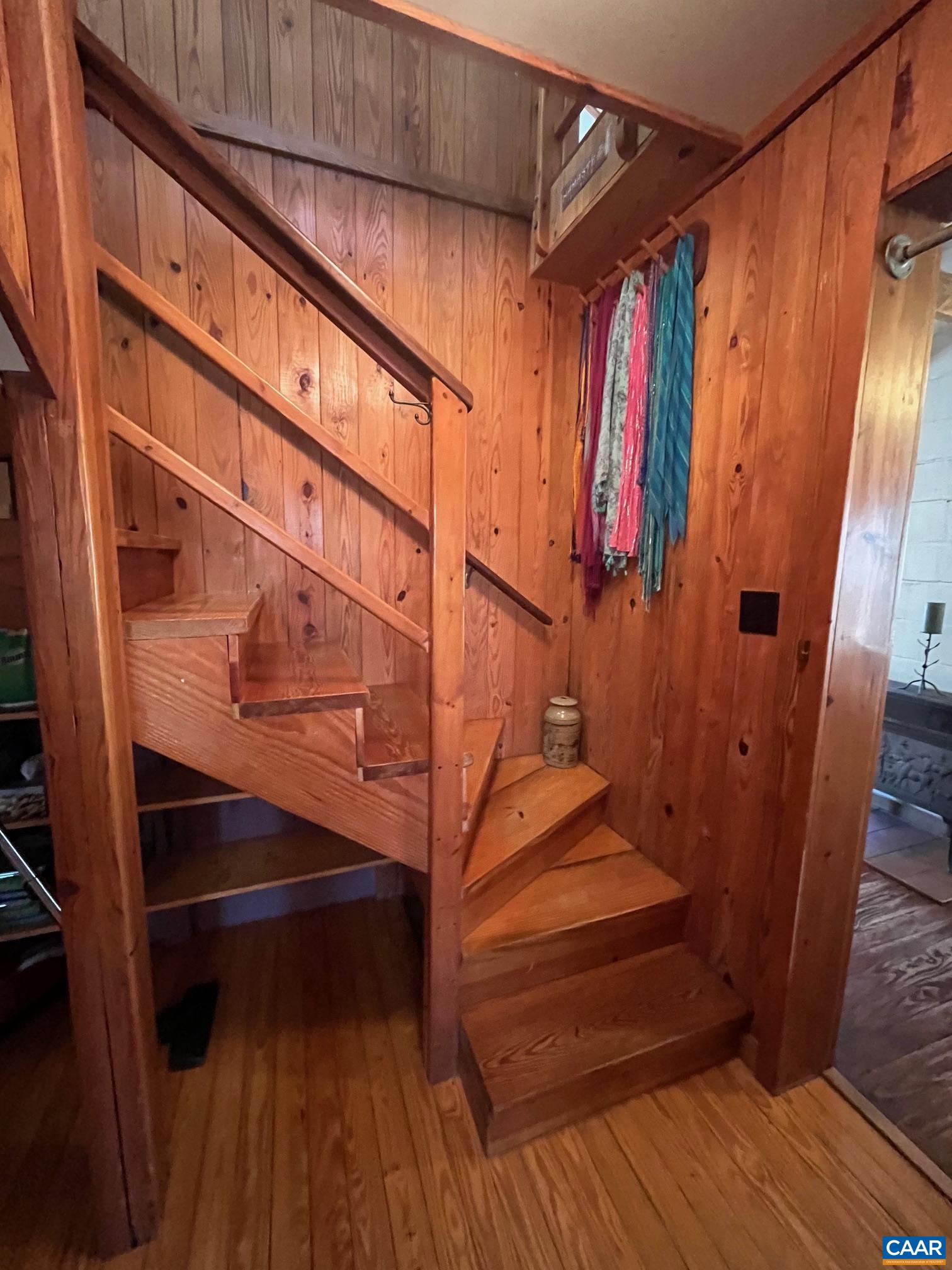 2839 OLD ROBERTS MOUNTAIN RD