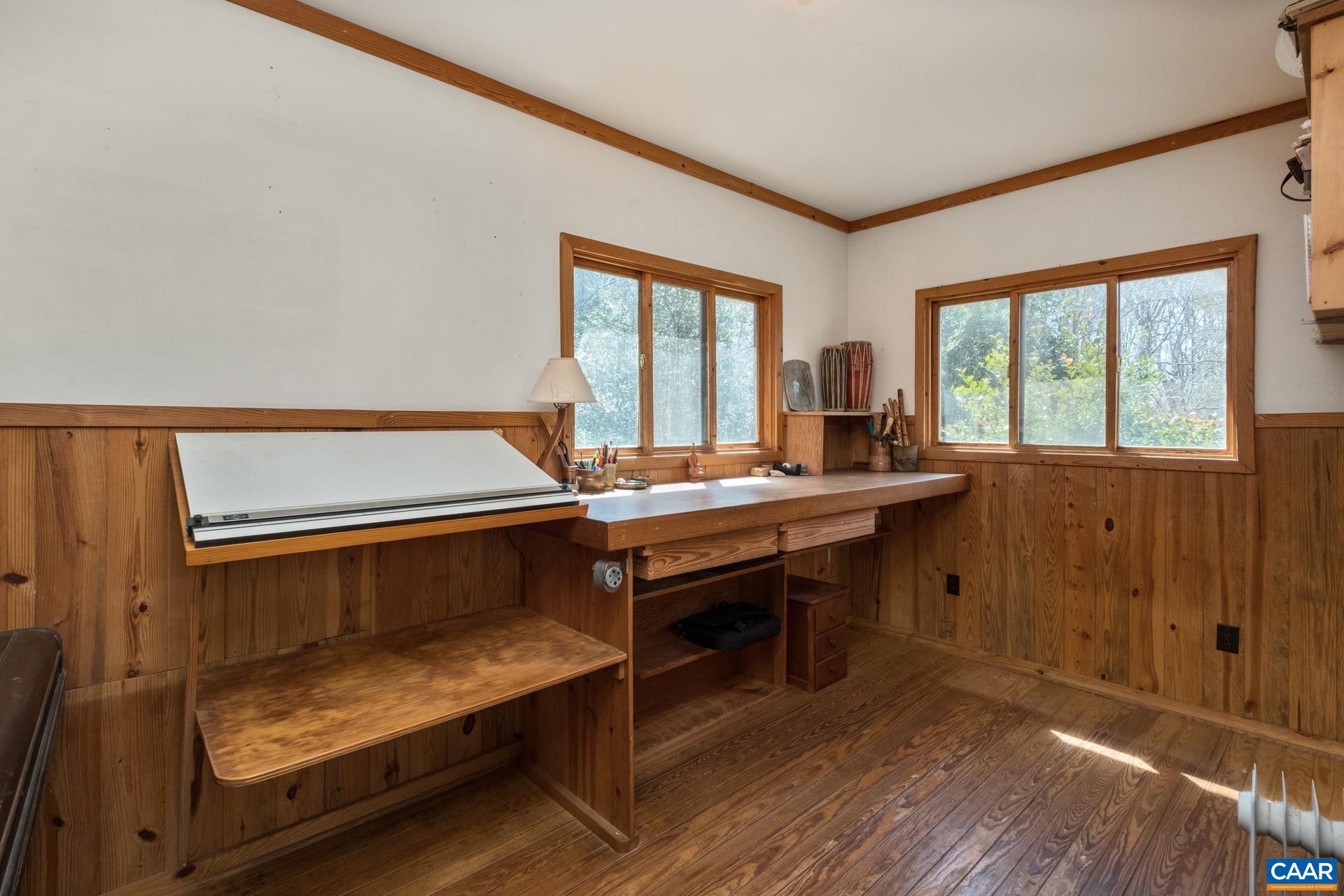 2839 OLD ROBERTS MOUNTAIN RD