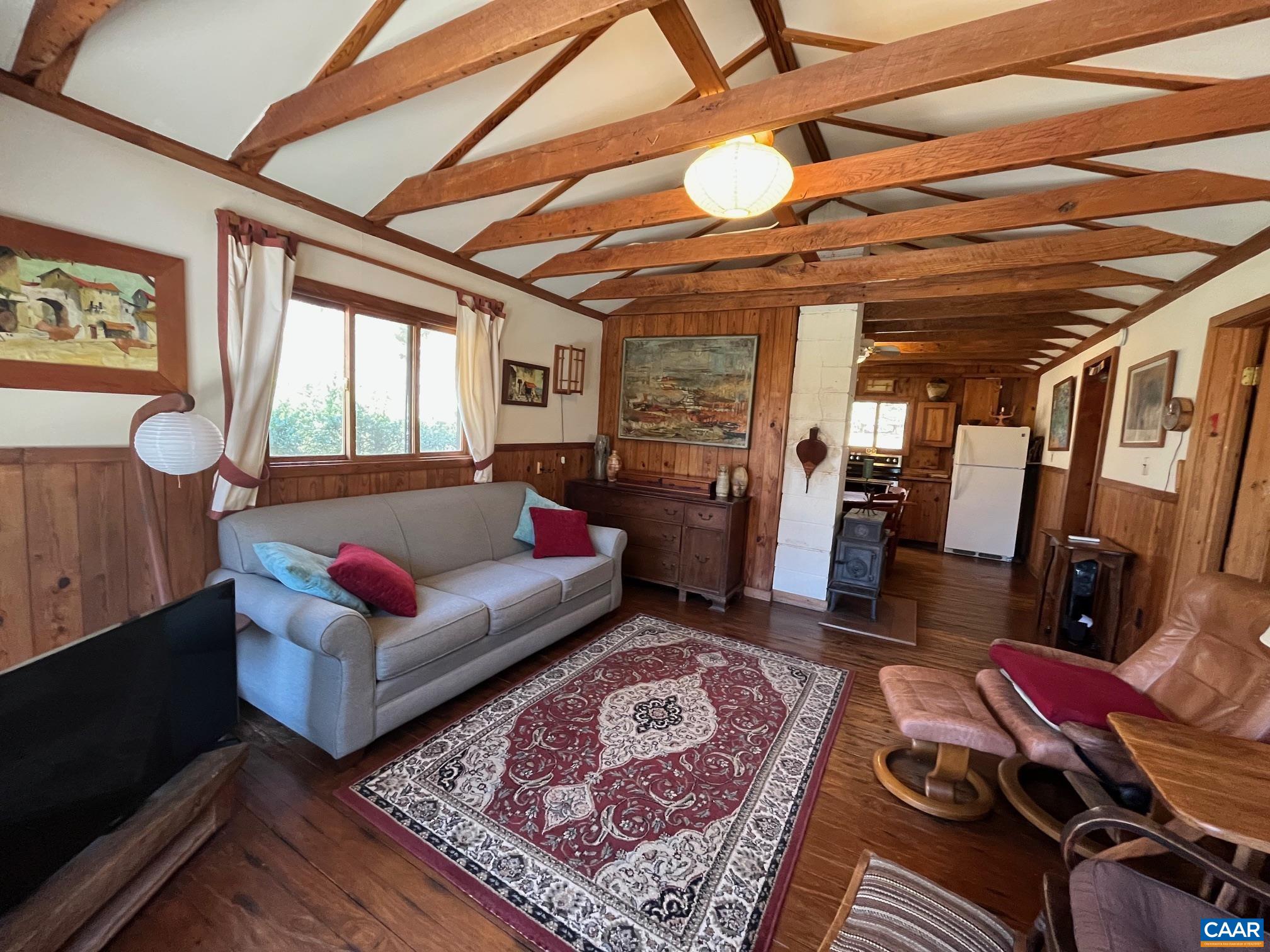 2839 OLD ROBERTS MOUNTAIN RD