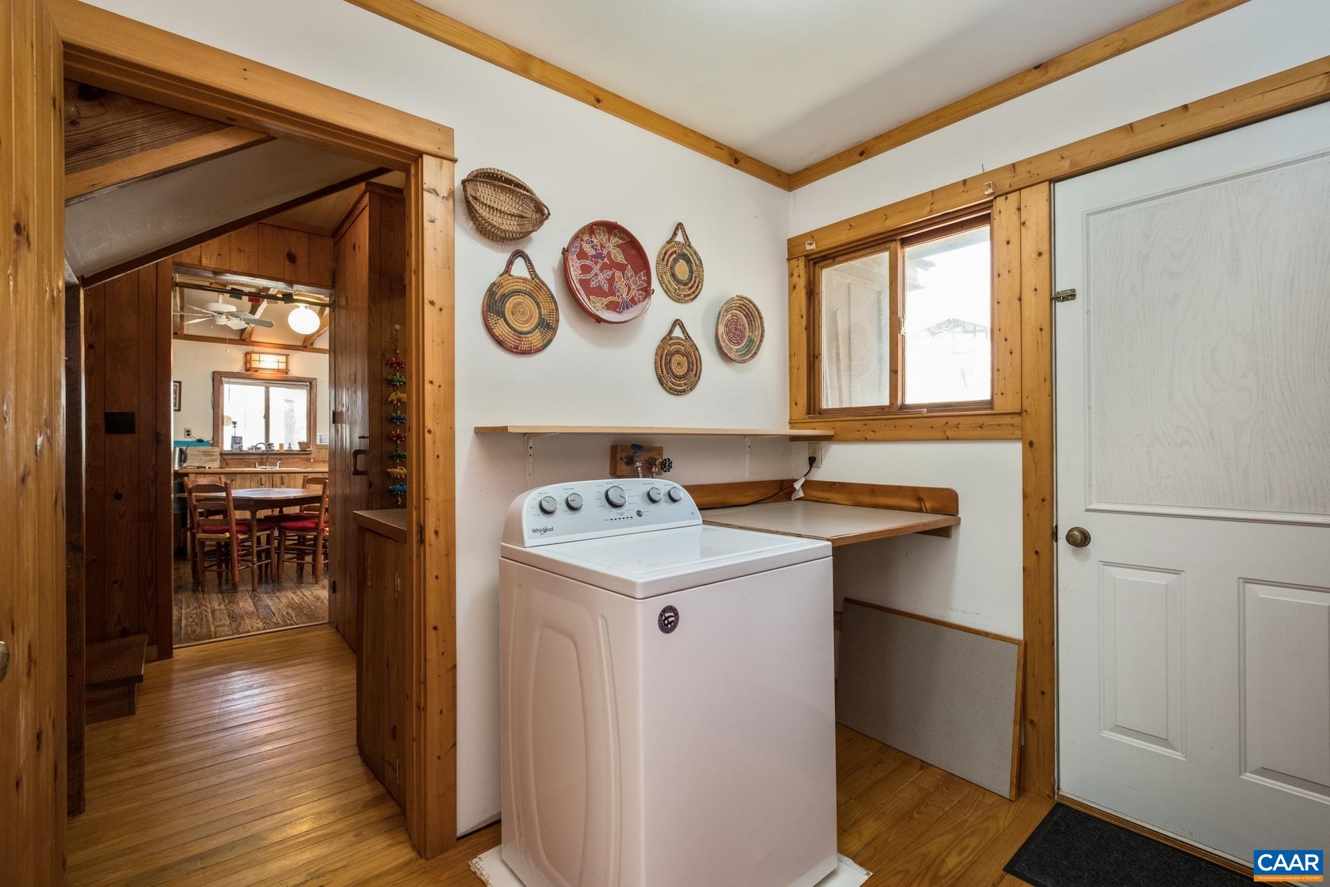 2839 OLD ROBERTS MOUNTAIN RD