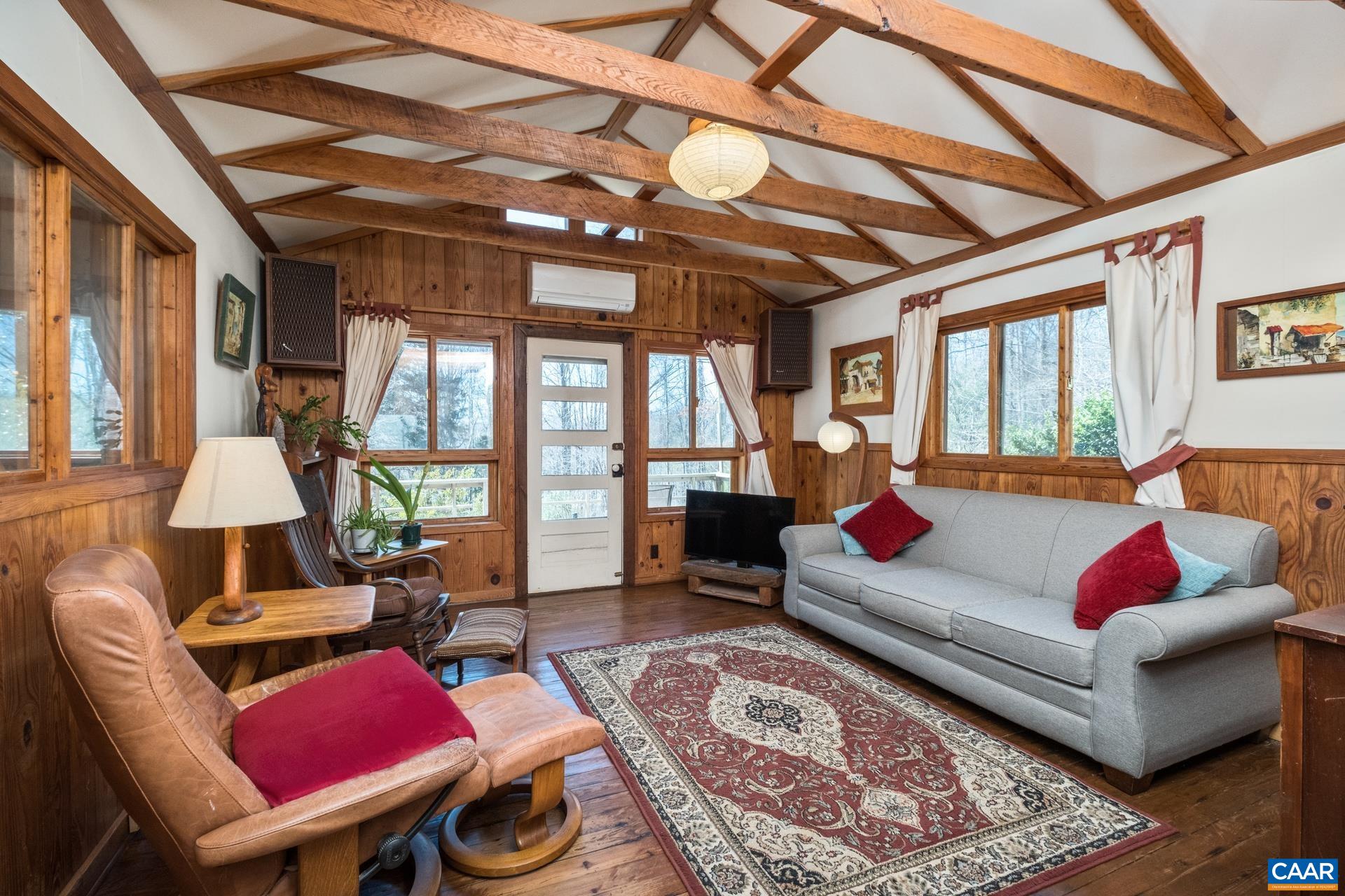 2839 OLD ROBERTS MOUNTAIN RD