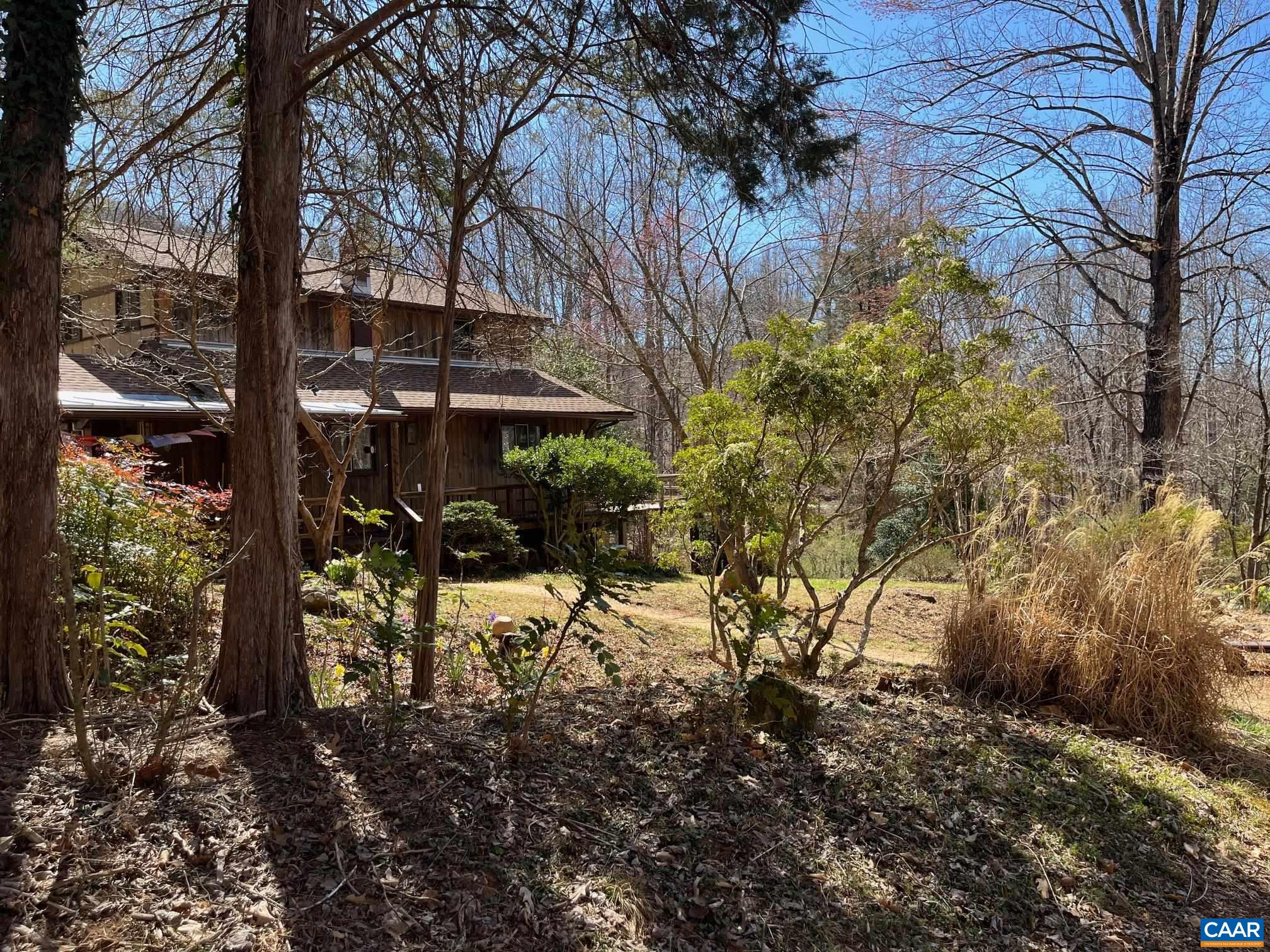 2839 OLD ROBERTS MOUNTAIN RD