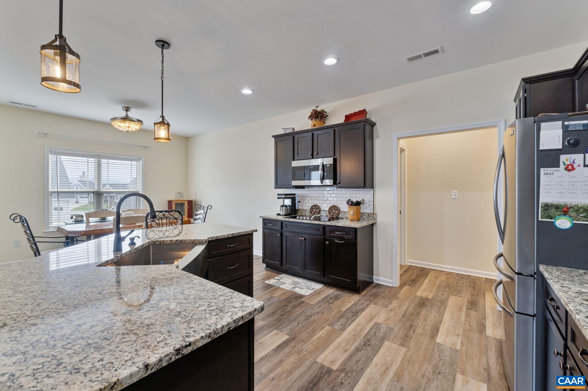 138 LINDBURGH DR