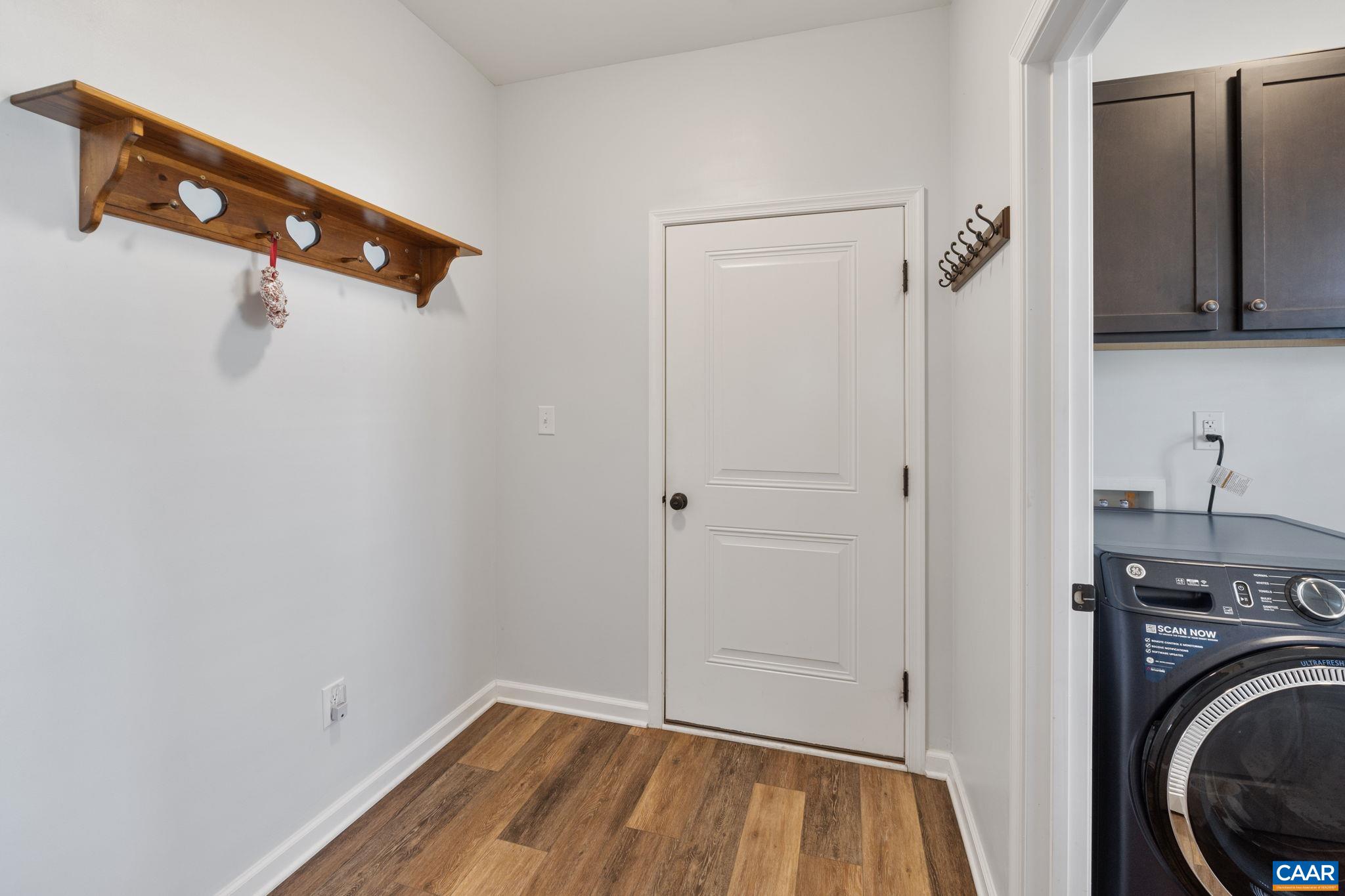 138 LINDBURGH DR