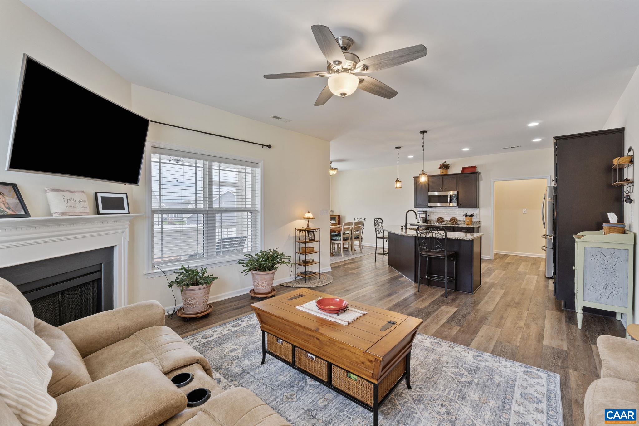 138 LINDBURGH DR