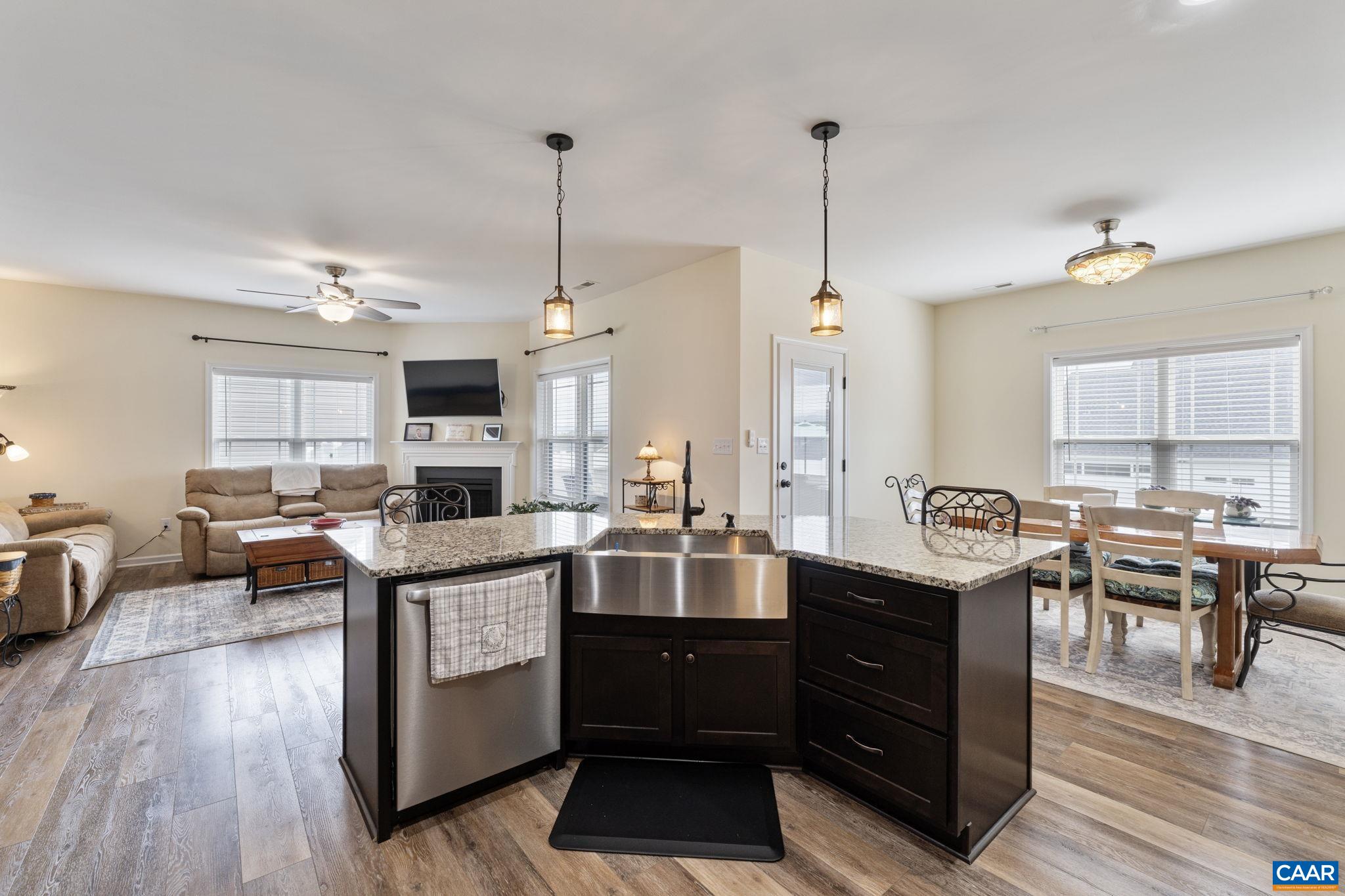 138 LINDBURGH DR