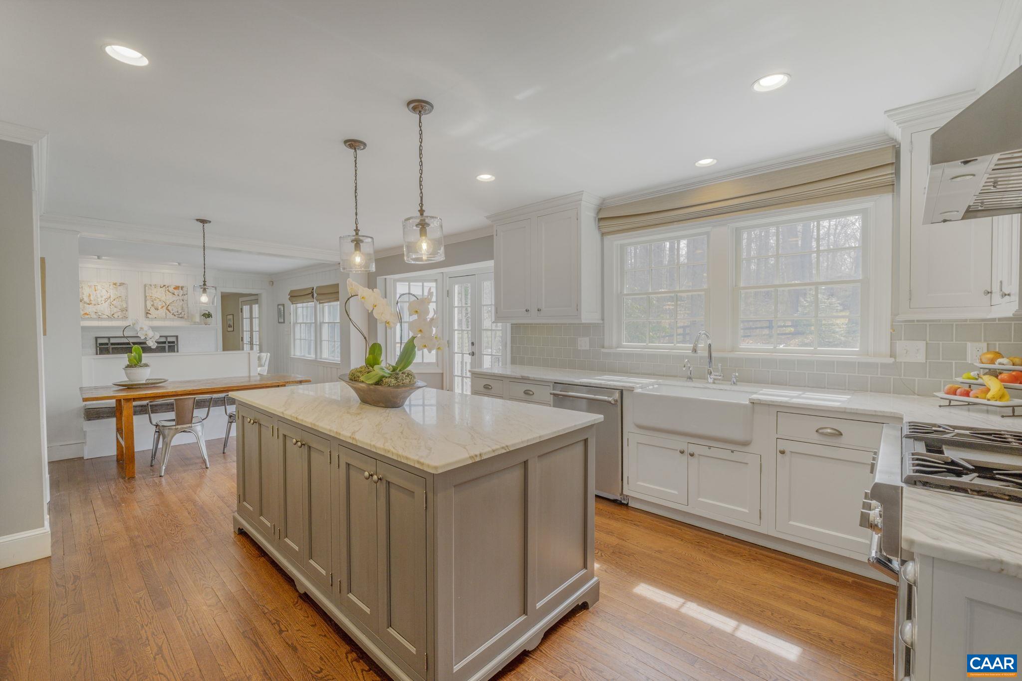 849 FLORDON DR