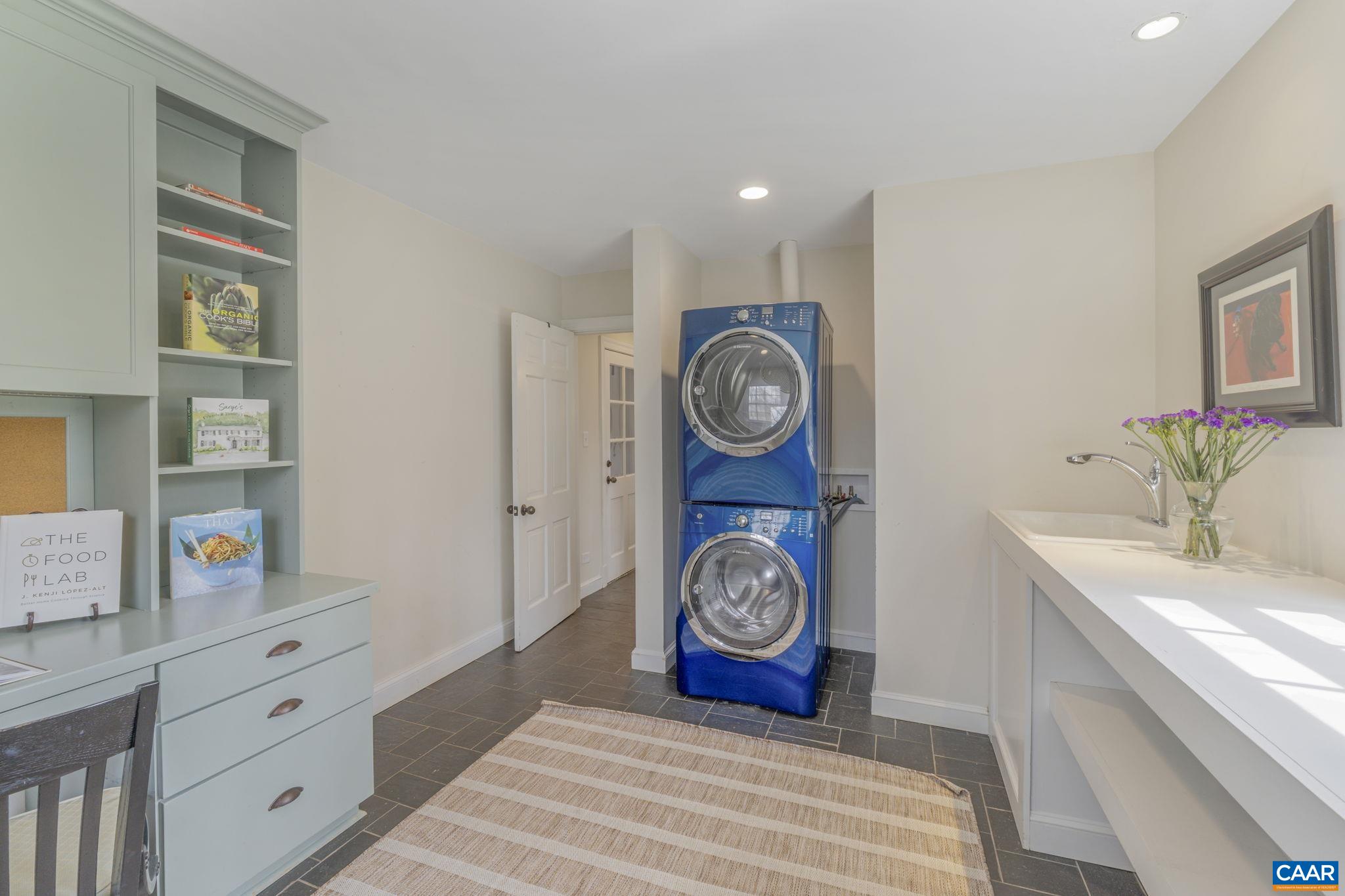 849 FLORDON DR