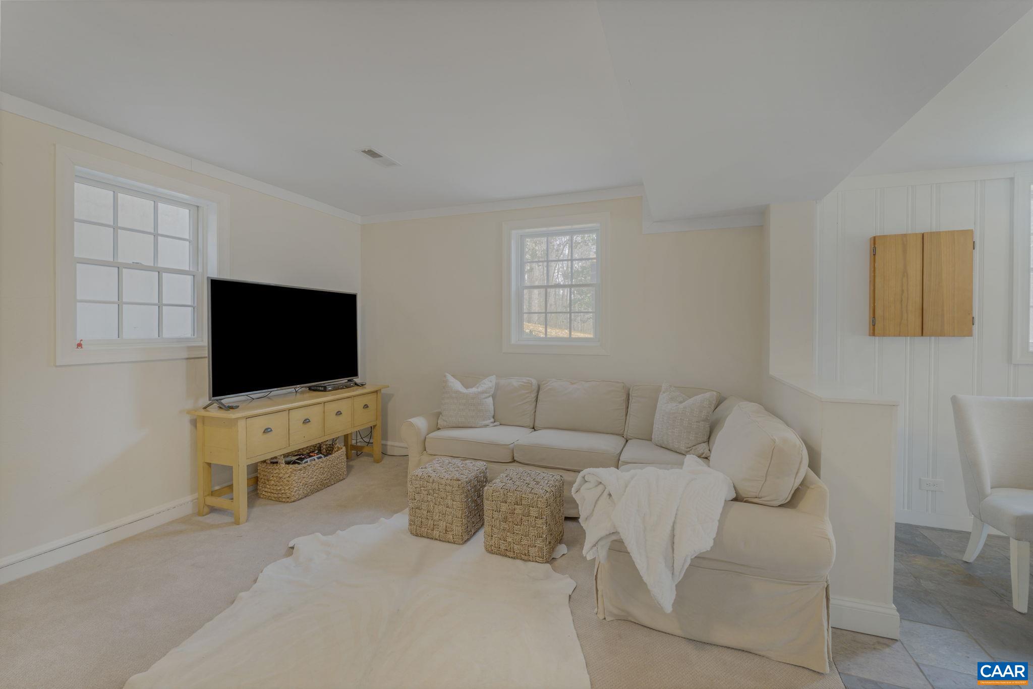 849 FLORDON DR