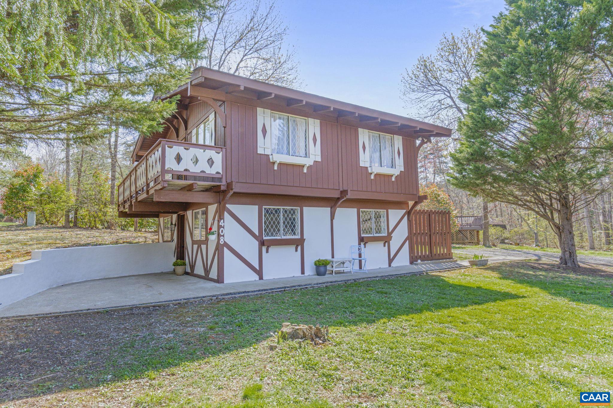 408 MT PLEASANT DR