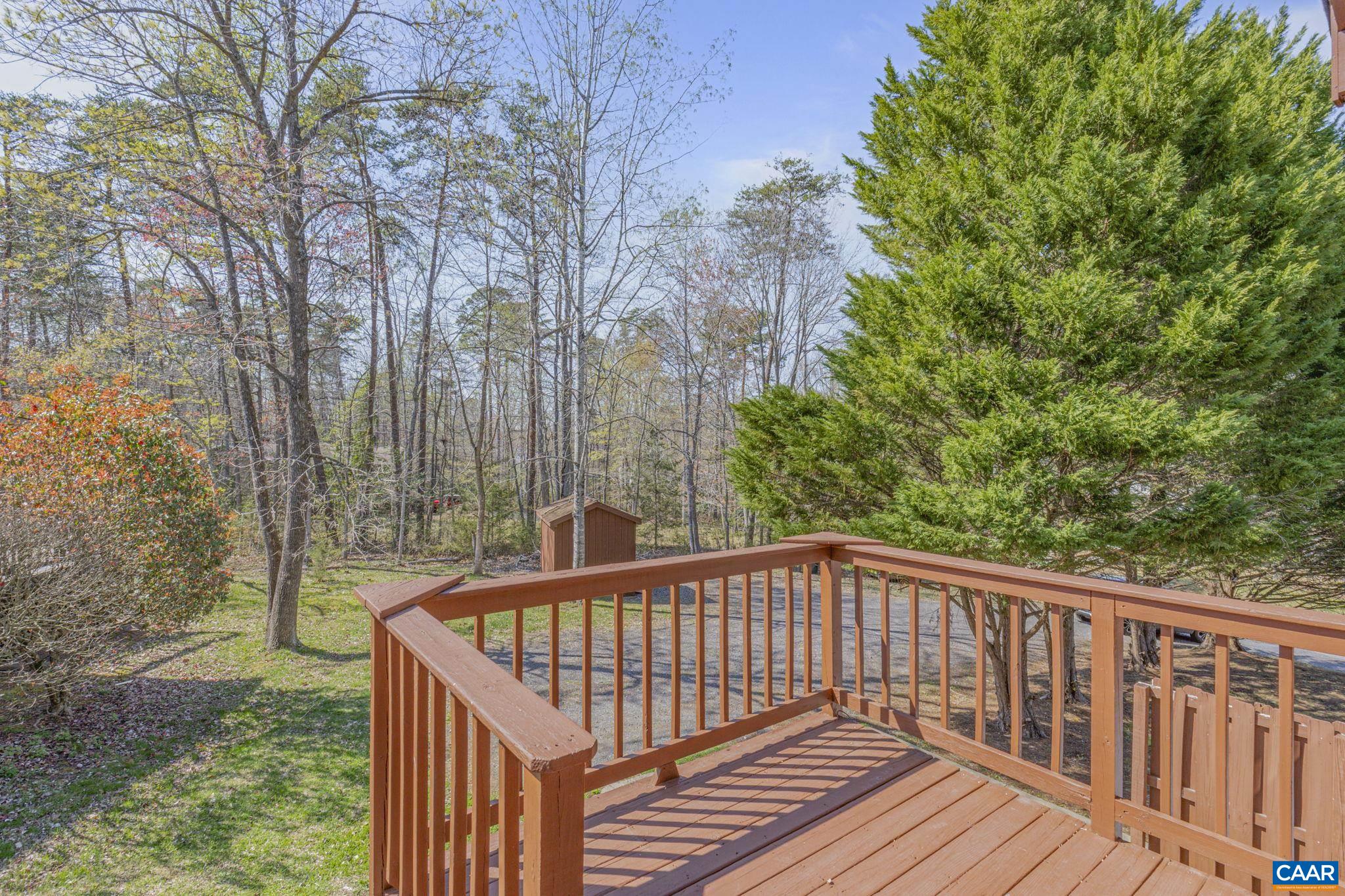 408 MT PLEASANT DR