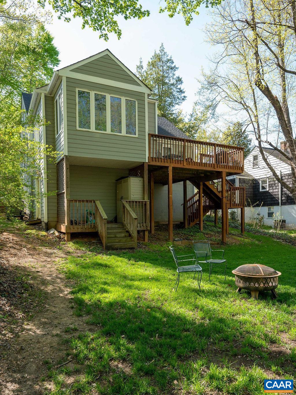 1614 ROSE HILL DR