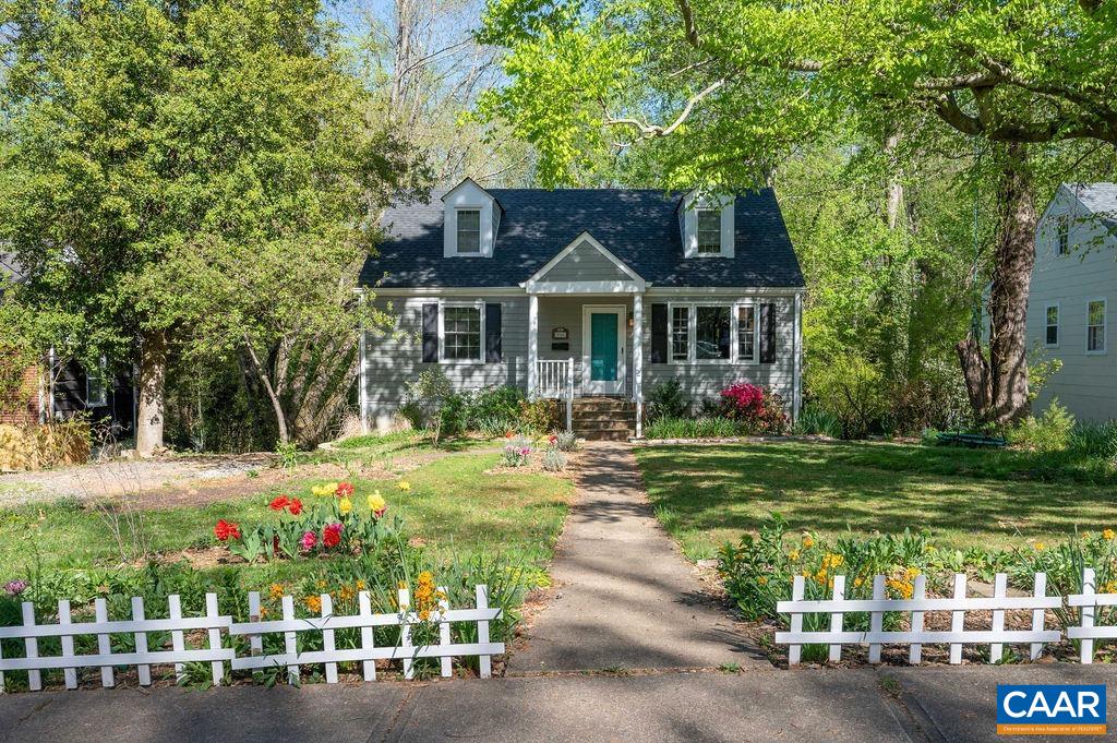 1614 ROSE HILL DR