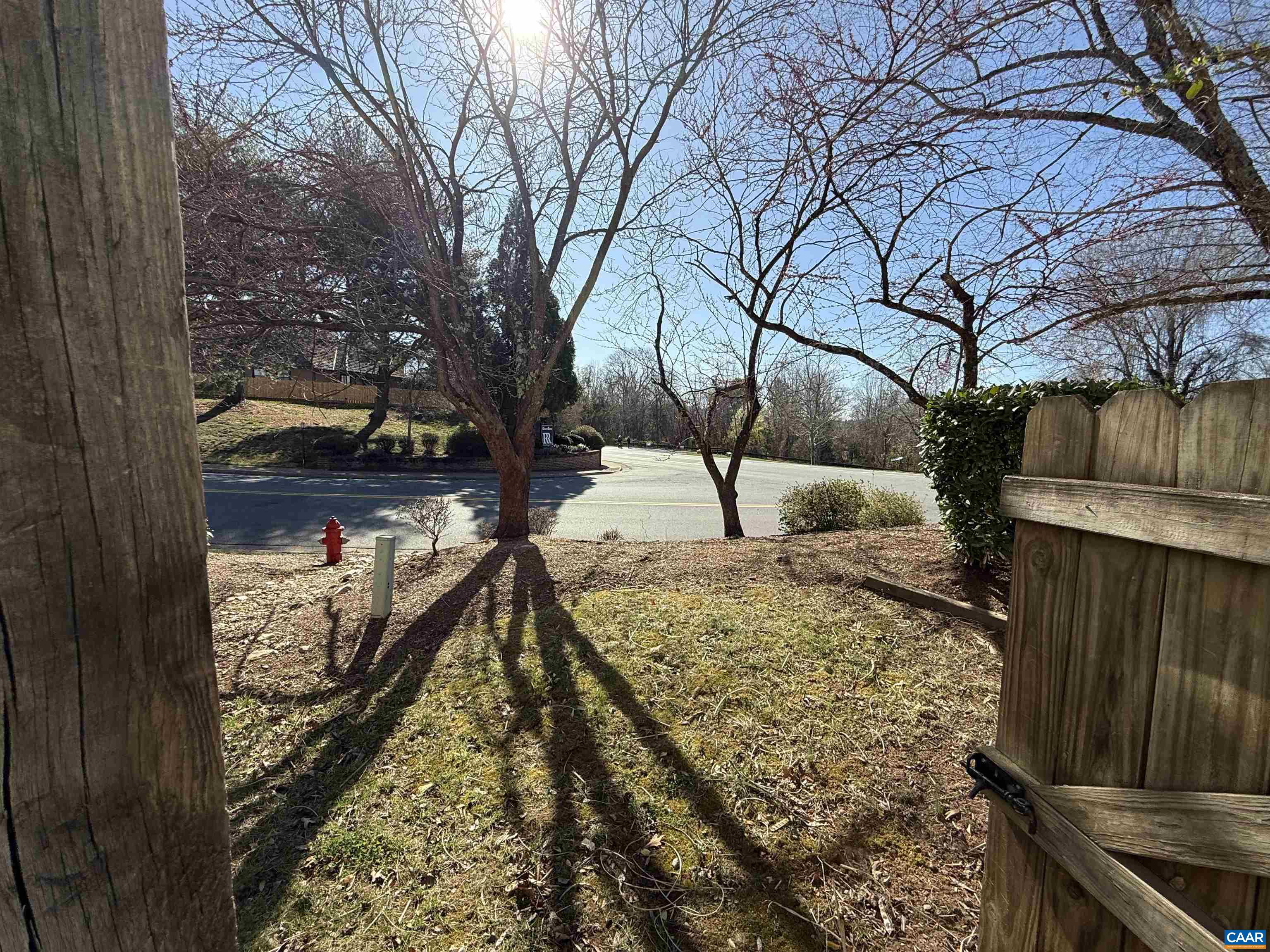 1231 CHATHAM RDG