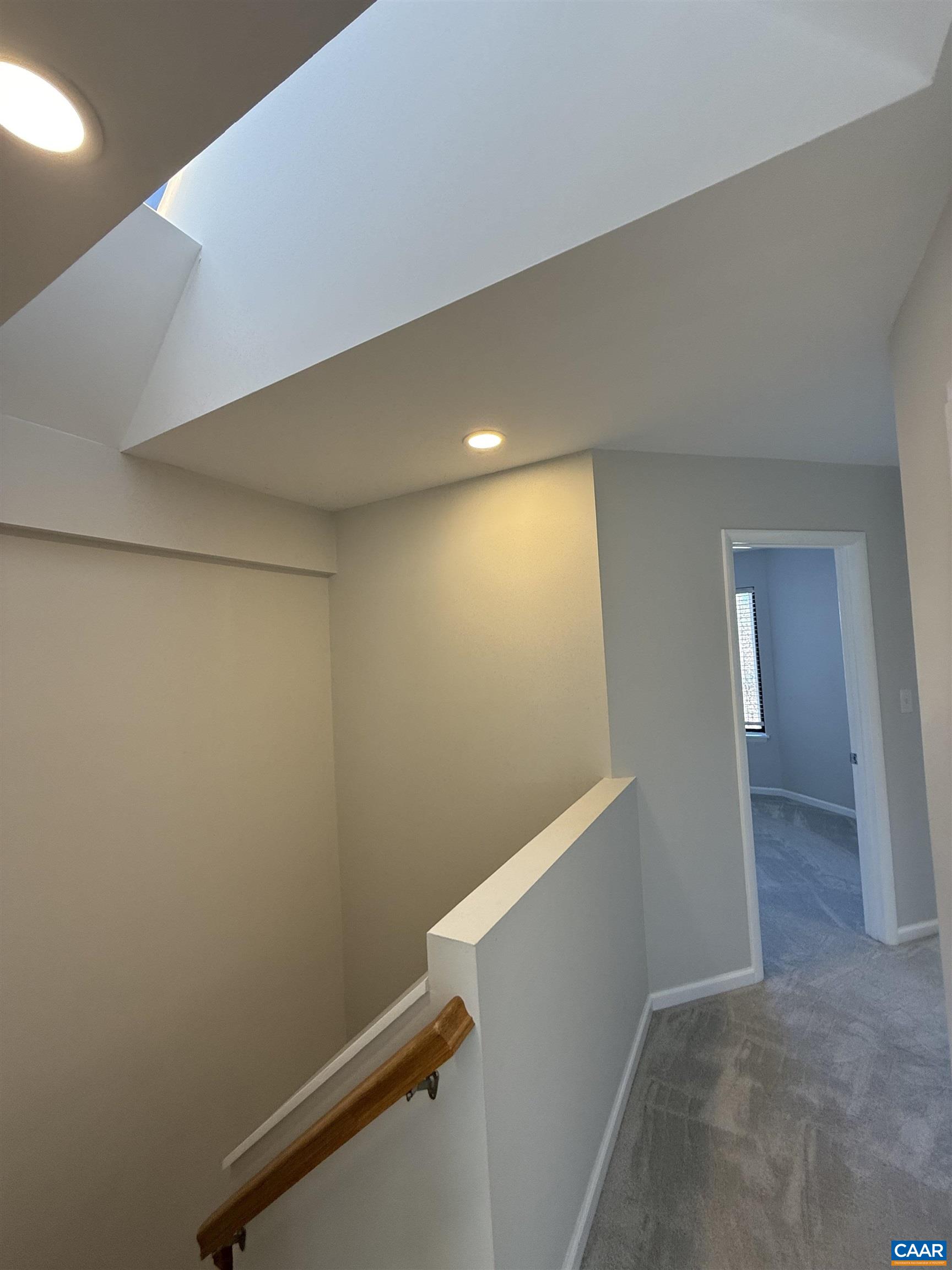 1231 CHATHAM RDG