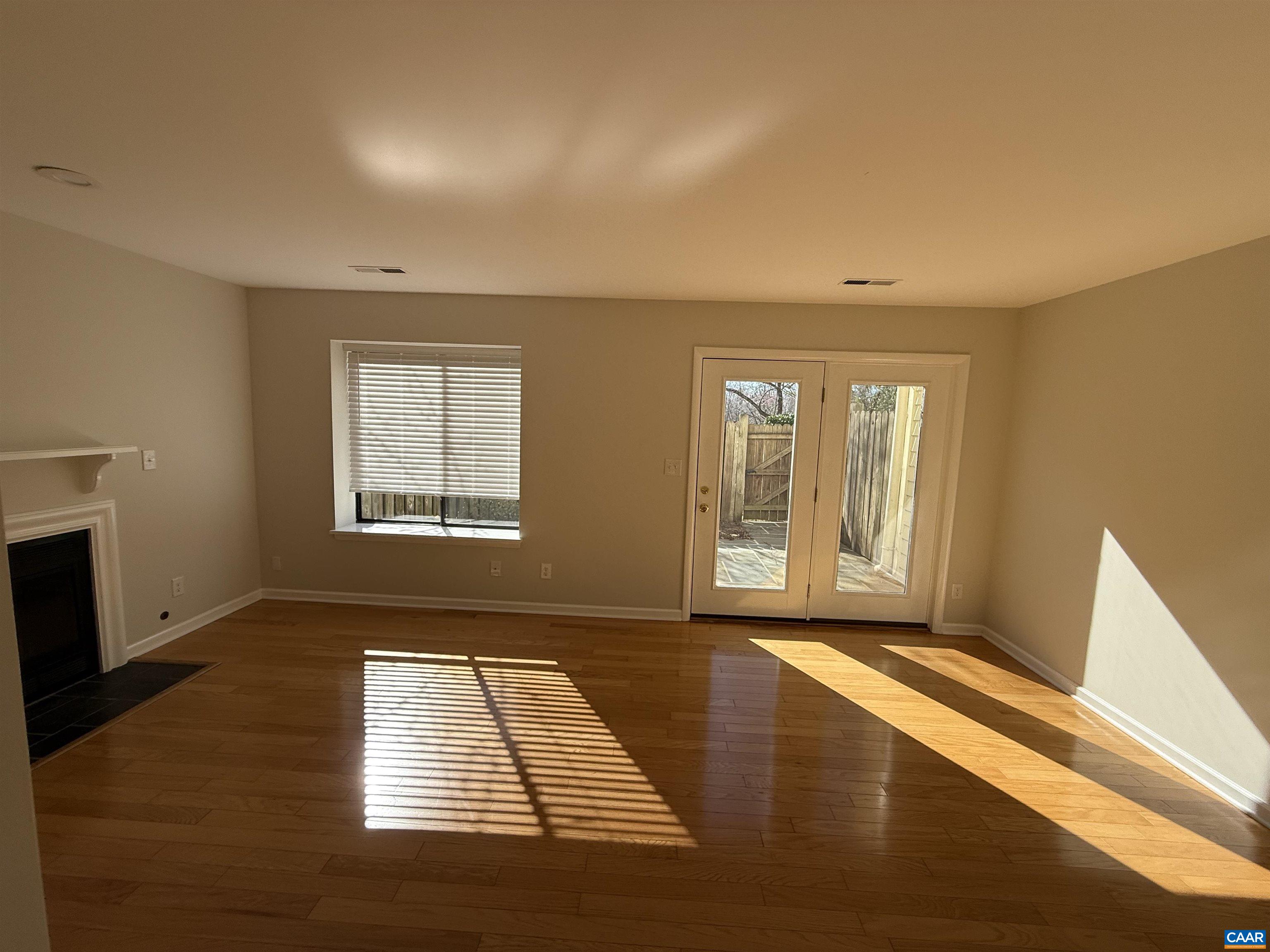 1231 CHATHAM RDG