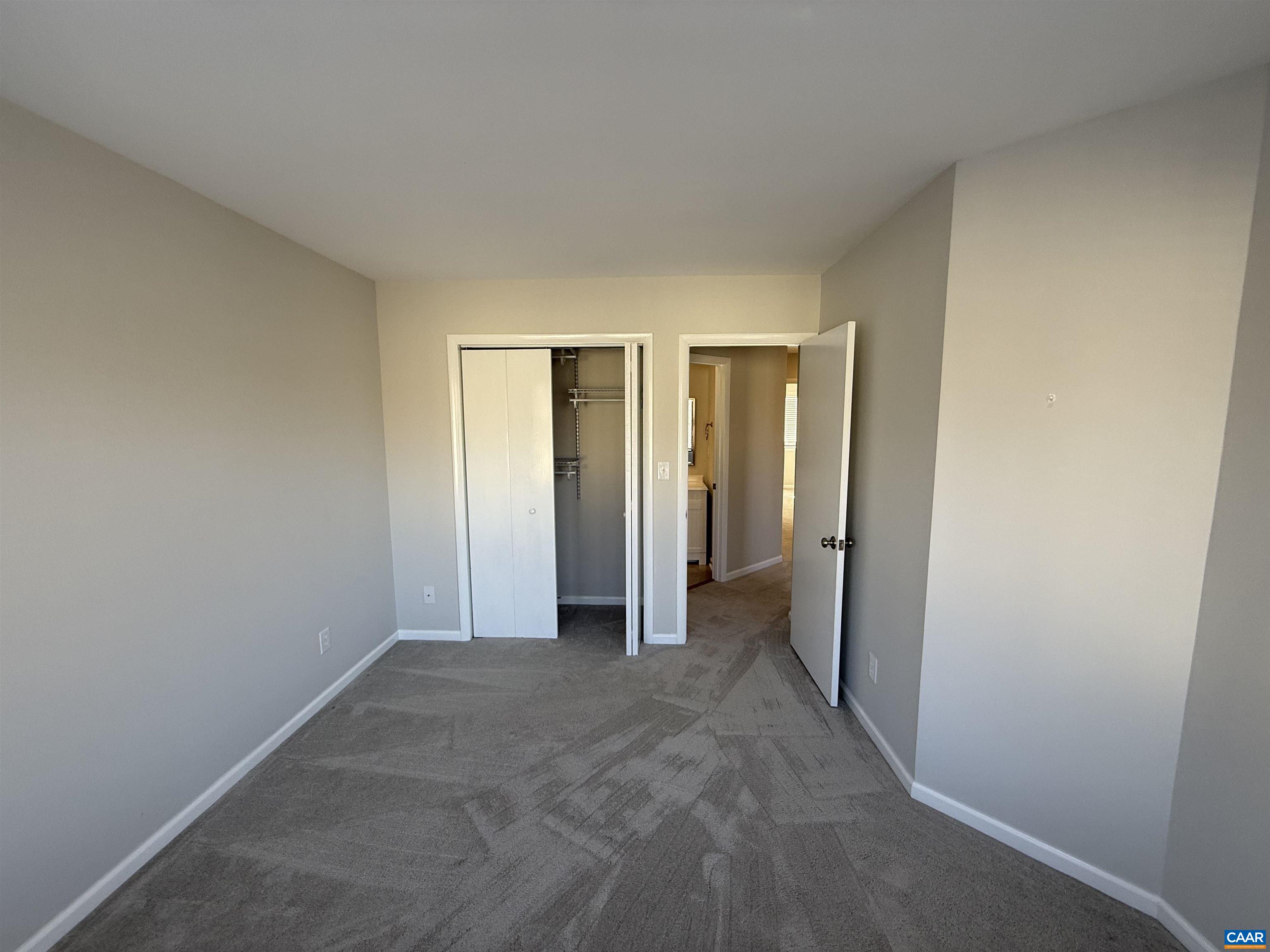 1231 CHATHAM RDG