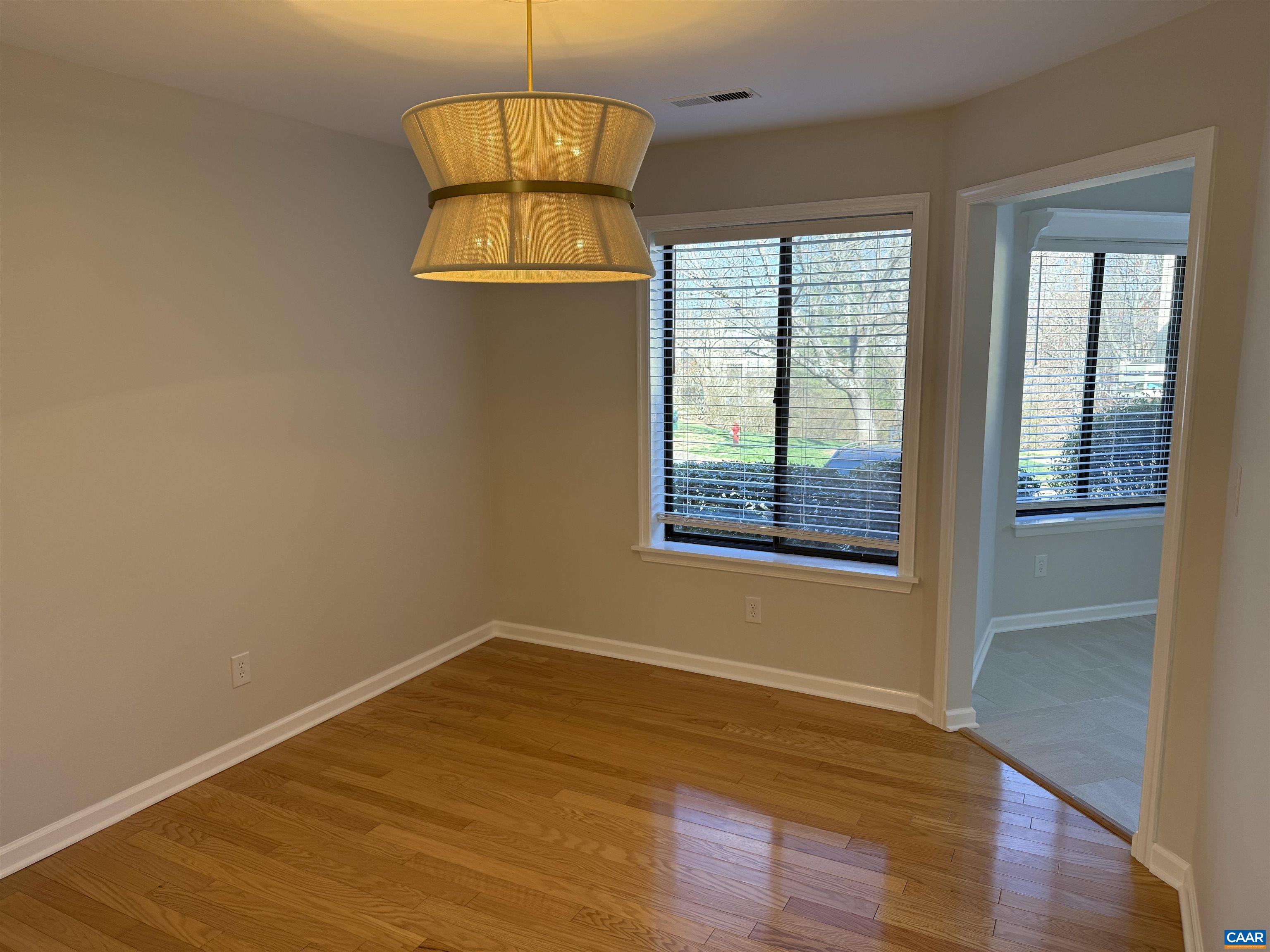 1231 CHATHAM RDG
