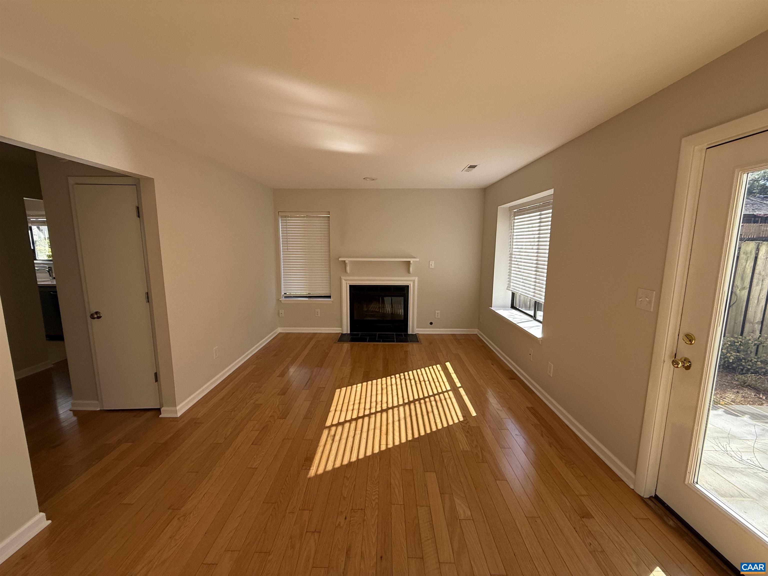 1231 CHATHAM RDG
