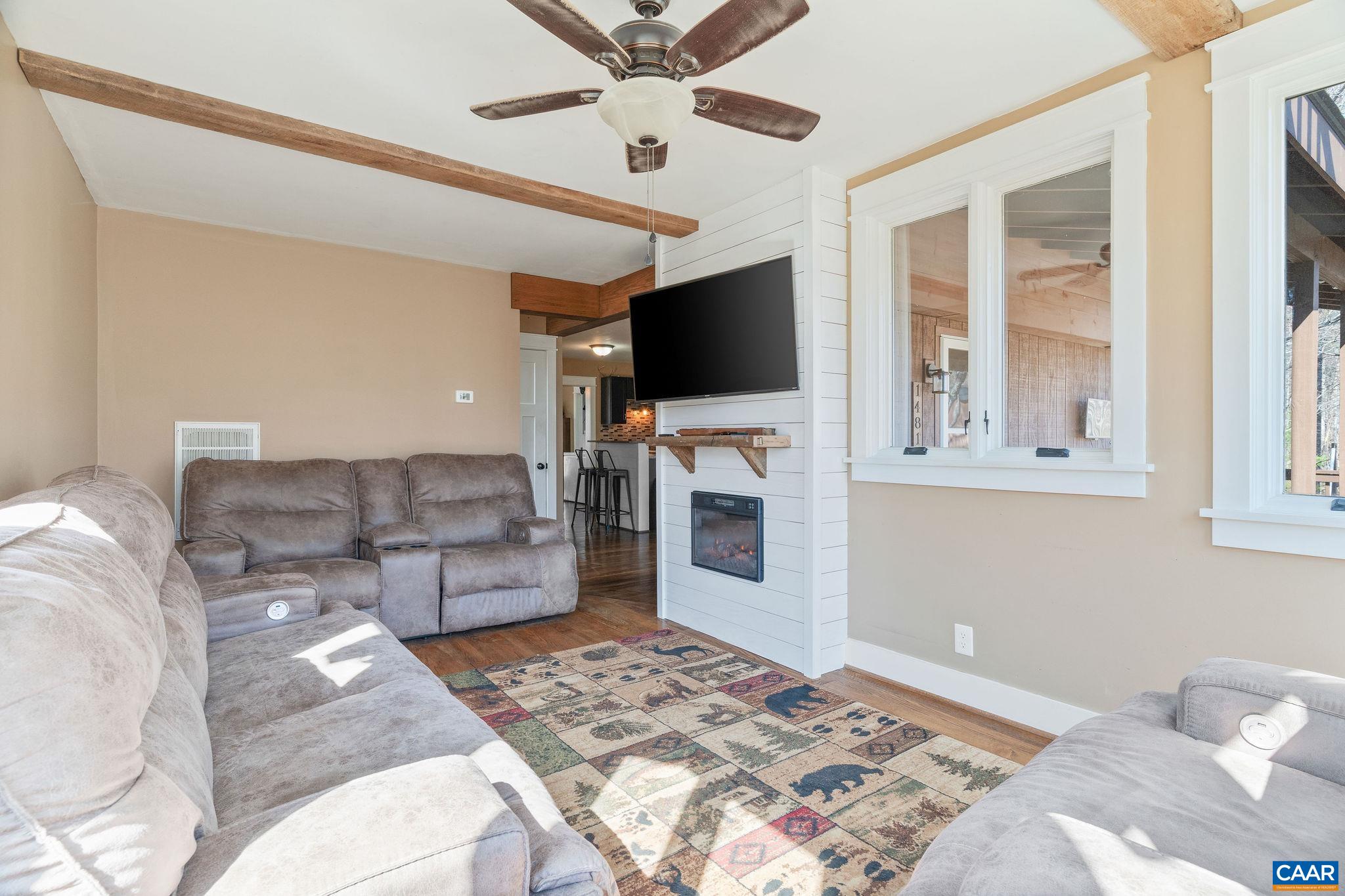 1481 RED BIRD DR