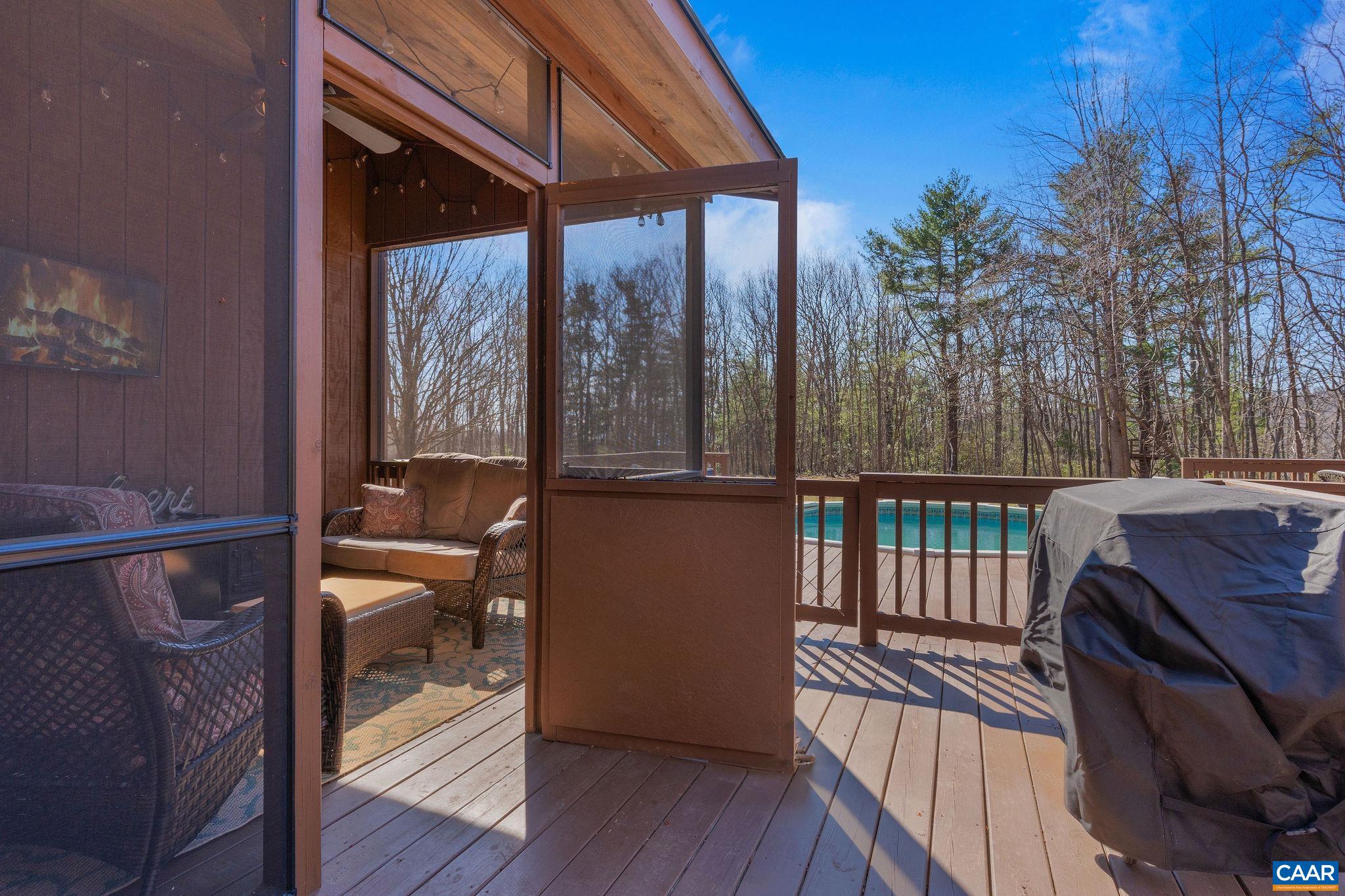 1481 RED BIRD DR