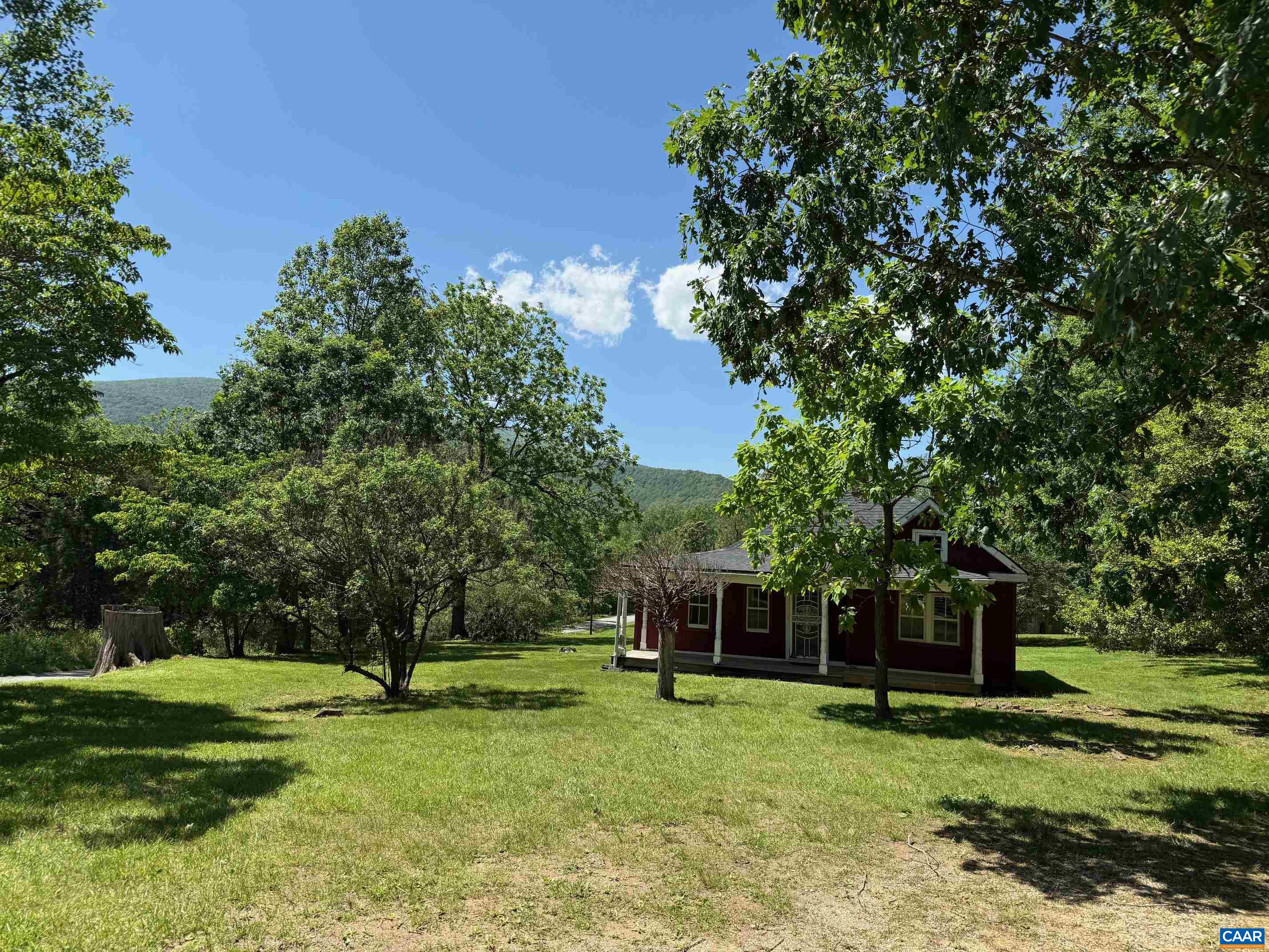 240 BLUNDELL HOLLOW RD