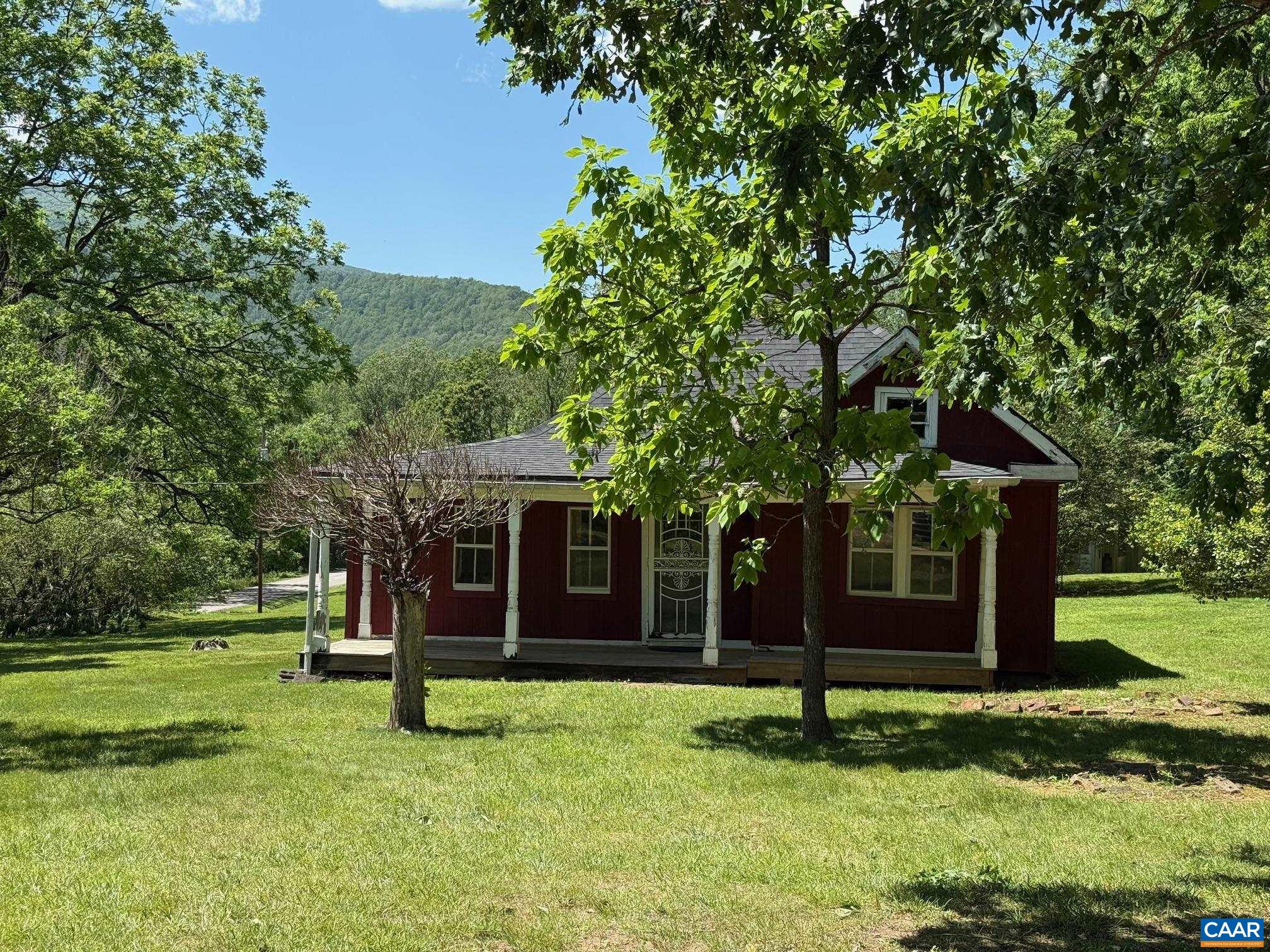 240 BLUNDELL HOLLOW RD