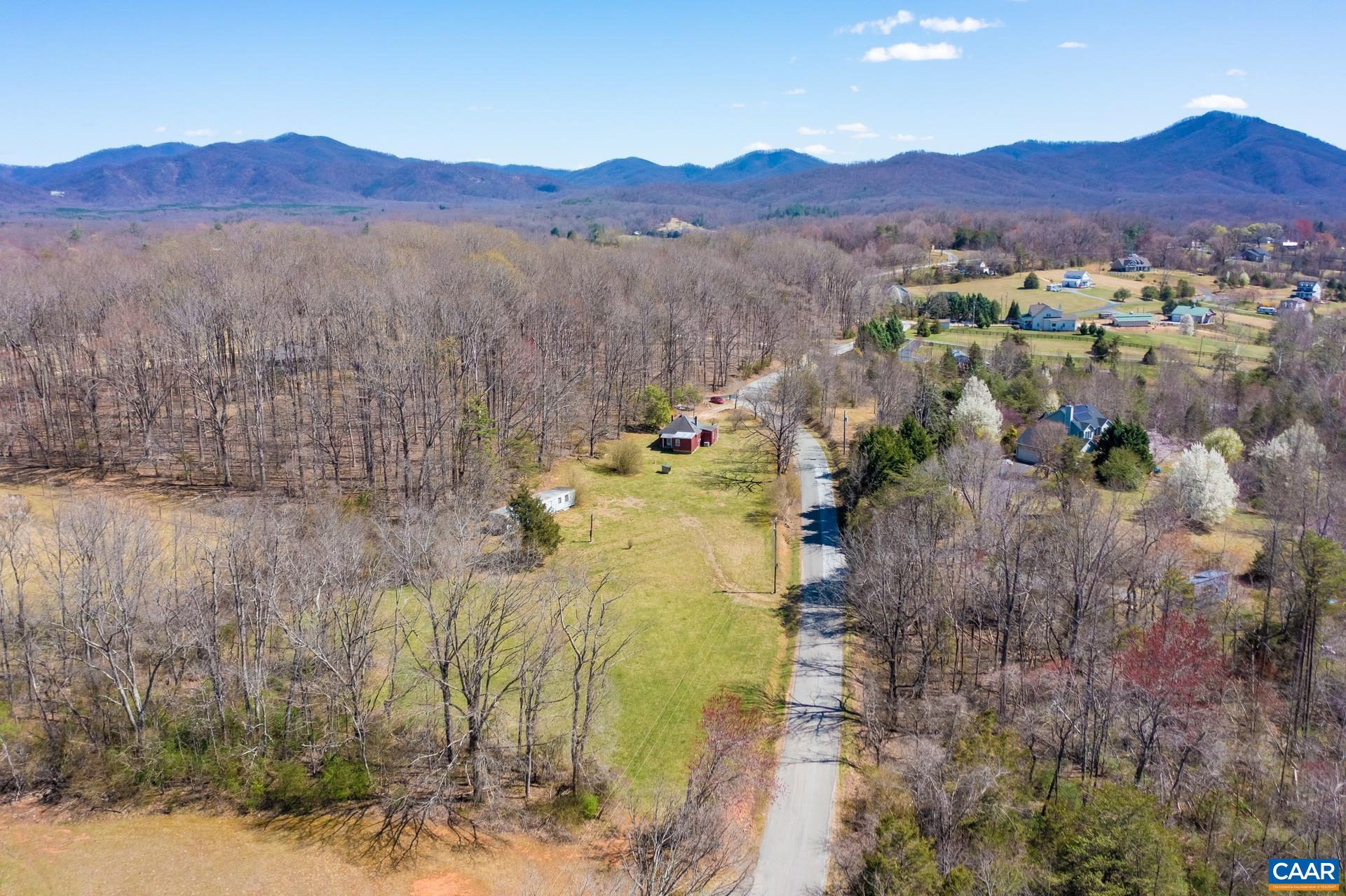 240 BLUNDELL HOLLOW RD