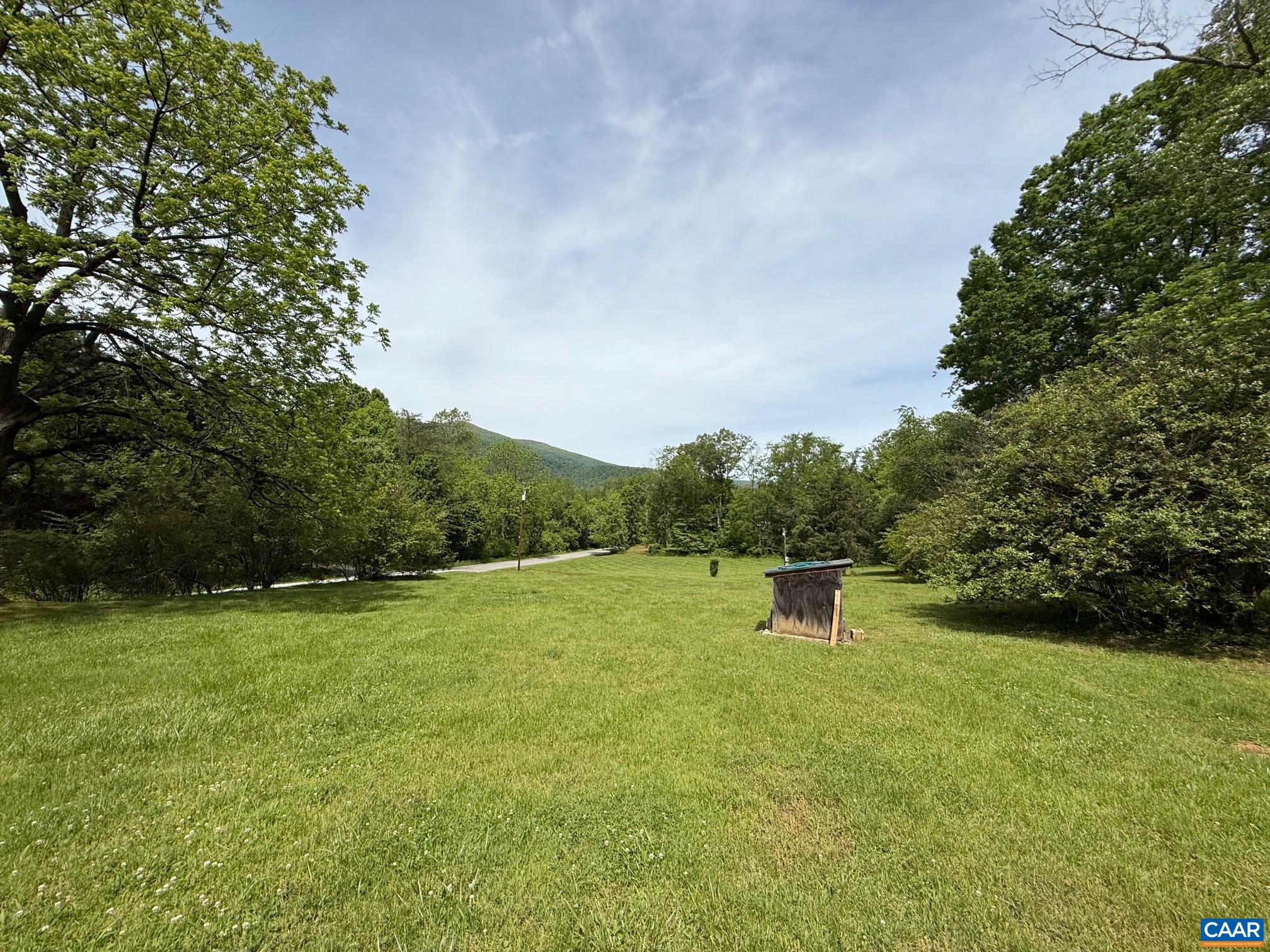 240 BLUNDELL HOLLOW RD